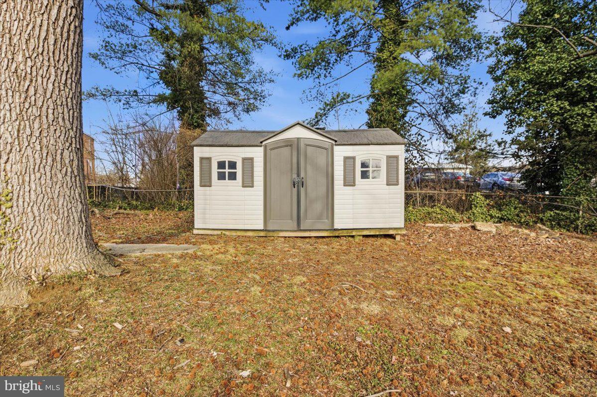 QUEENS CHAPEL MANOR - Residential