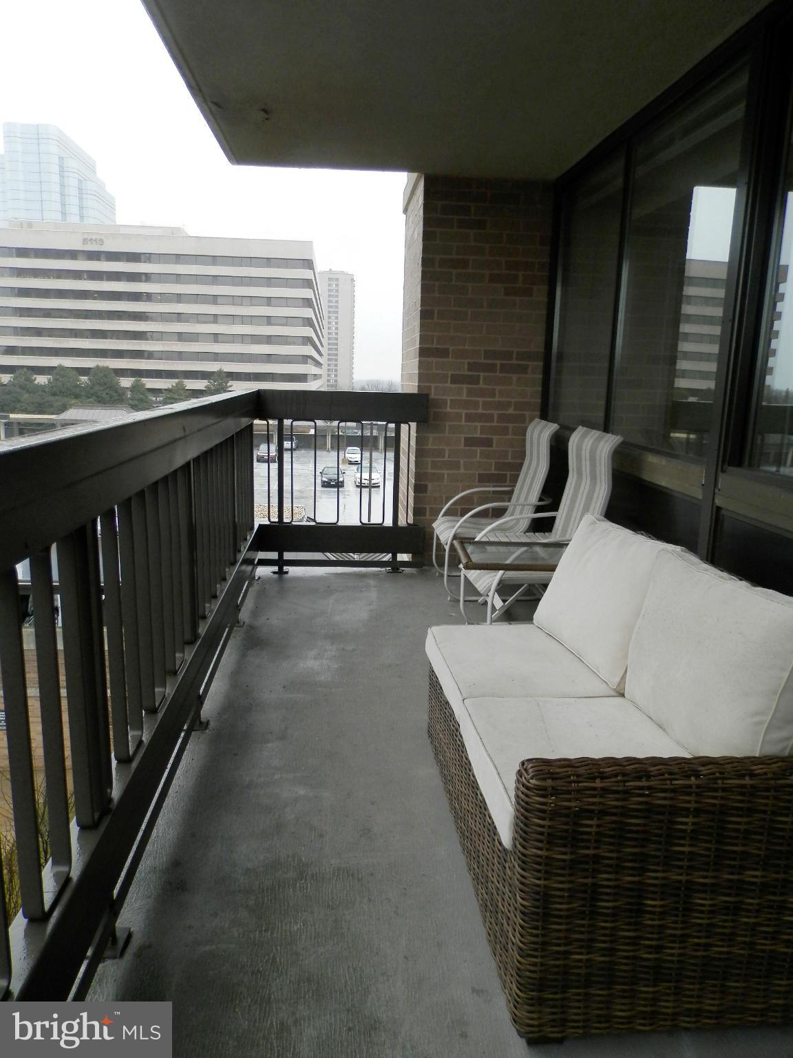 SKYLINE SQUARE CONDO - Residential