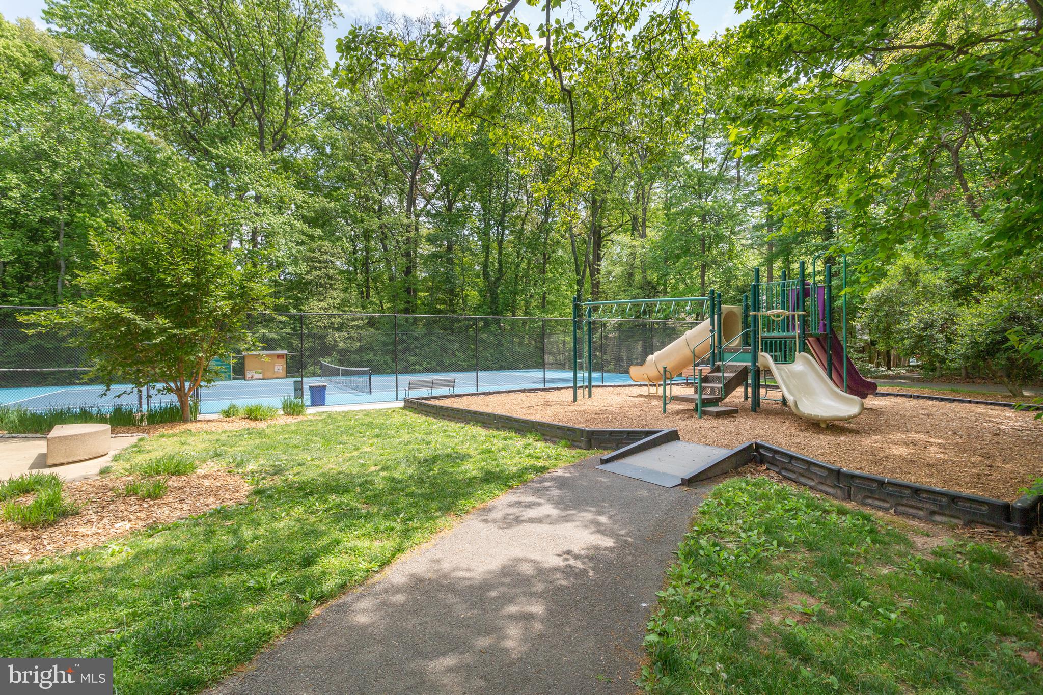 GOLF COURSE ISLAND - Residential