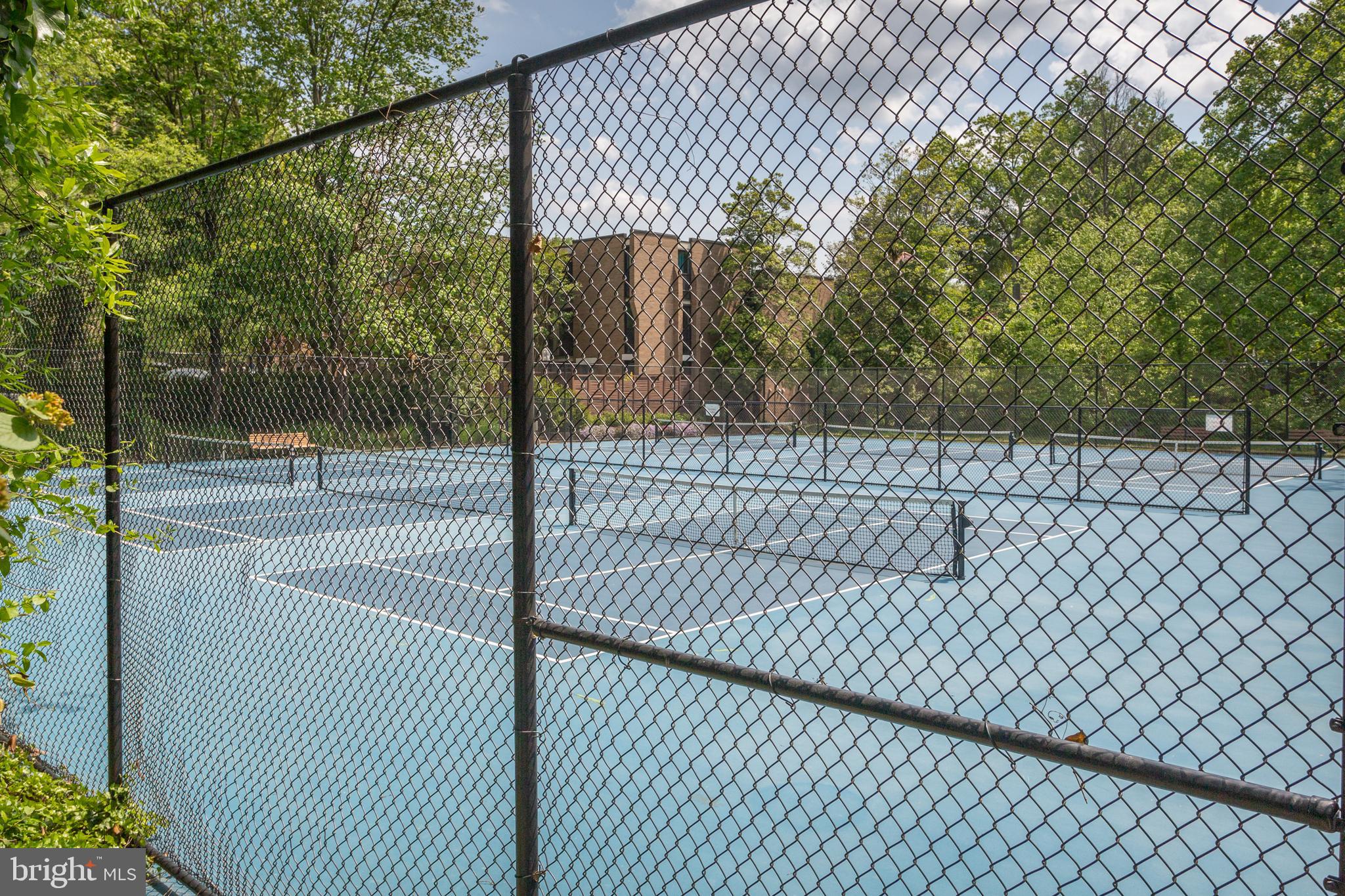 GOLF COURSE ISLAND - Residential