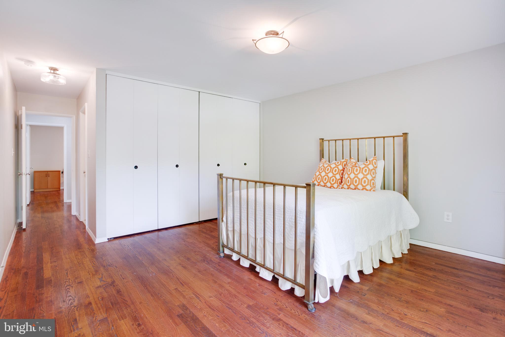 GOLF COURSE ISLAND - Residential