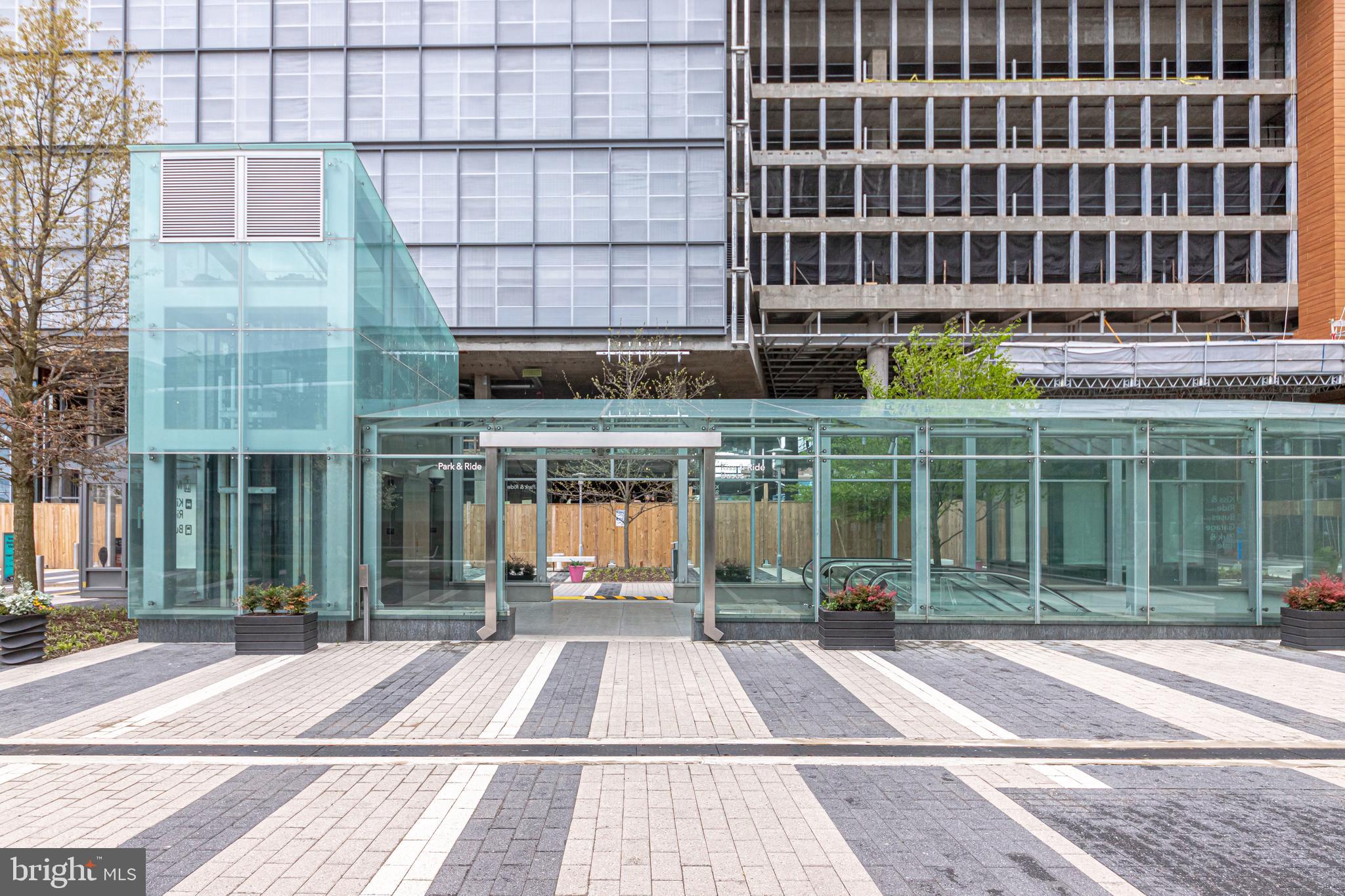 GOLF COURSE ISLAND - Residential