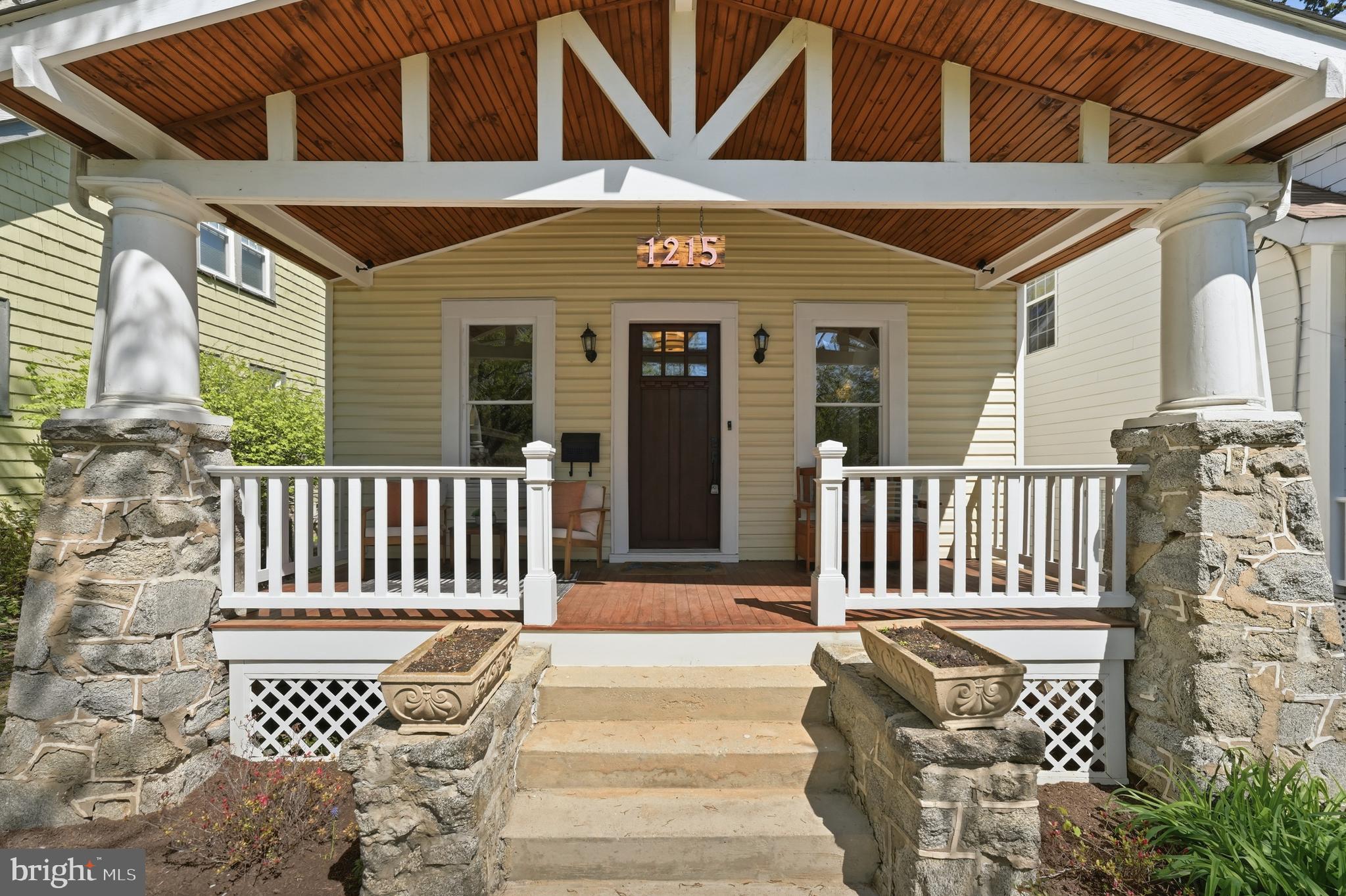 1215 HAMILTON STREET NW