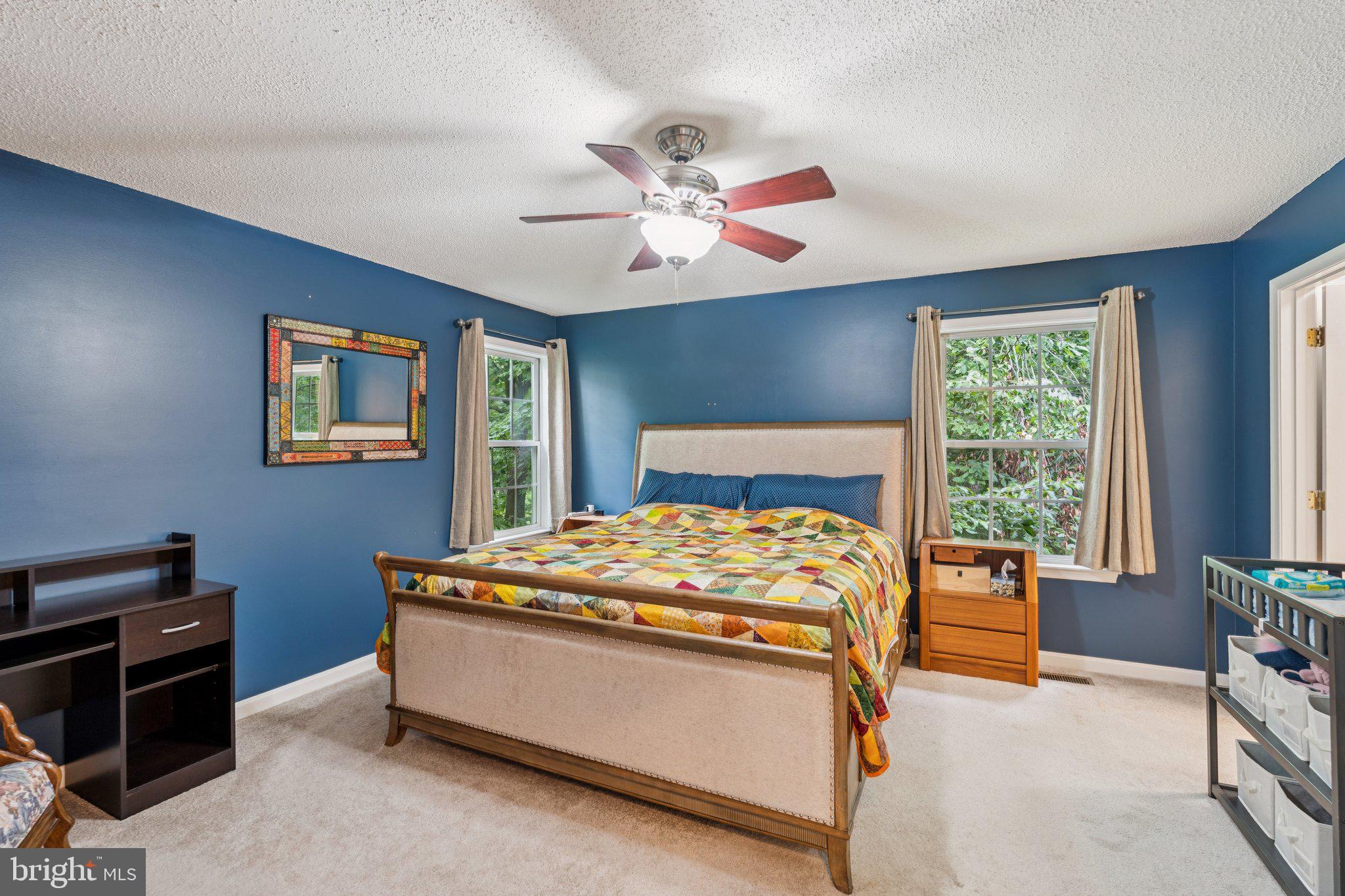 PRESIDENTIAL LAKES - Residential