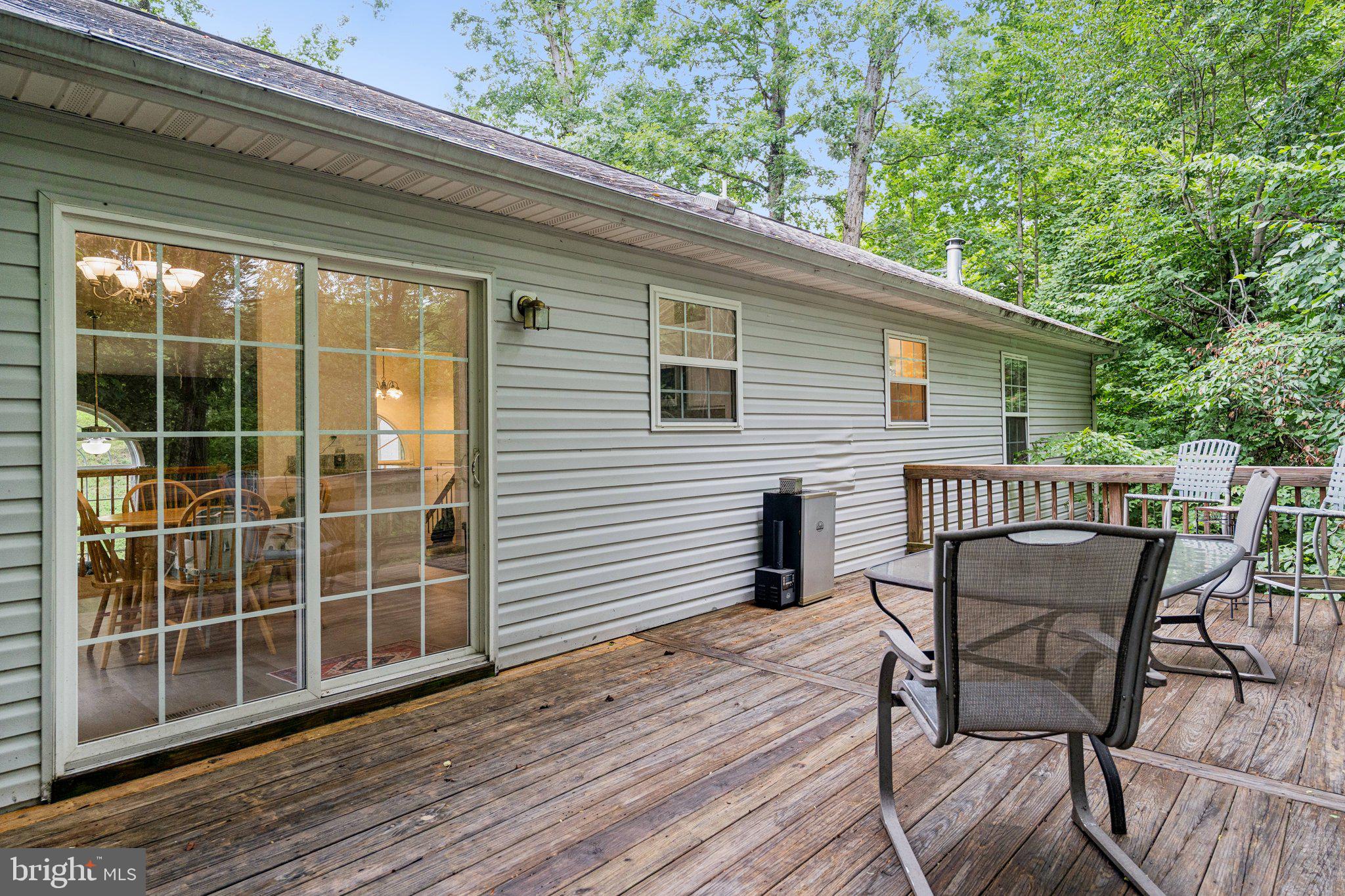 PRESIDENTIAL LAKES - Residential