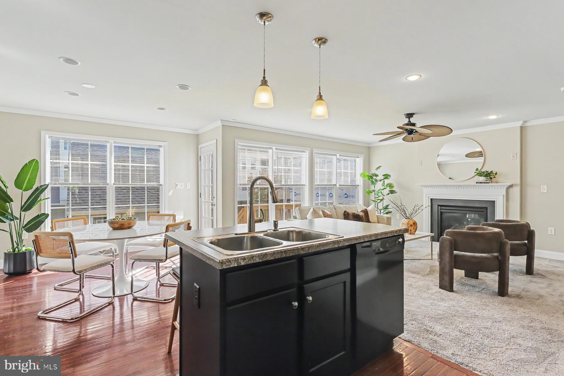 FLORIN HILL - Residential