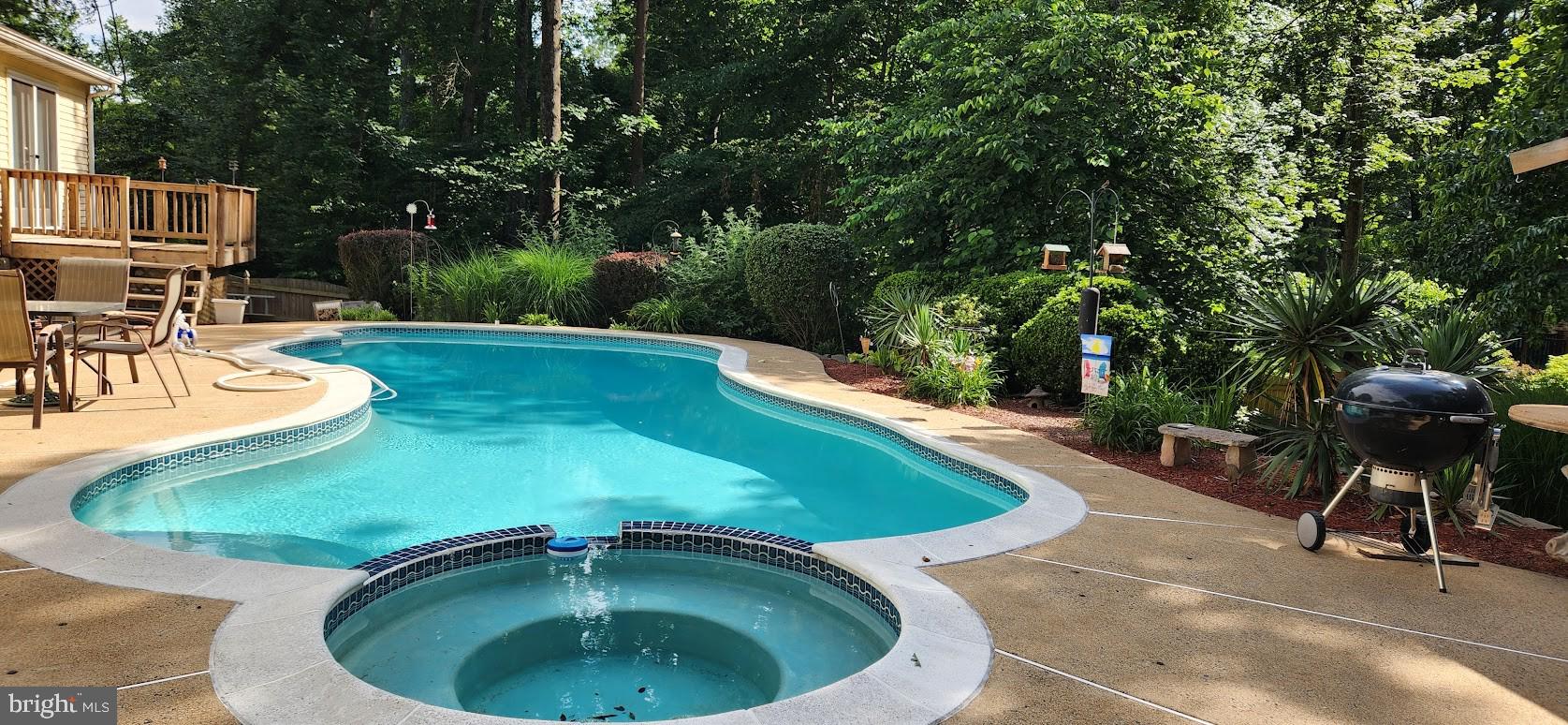 CARRIAGE HILL ESTATES - Residential