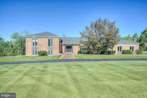 48 Fiddlers Creek Road, Titusville, NJ MLS: NJME2082014