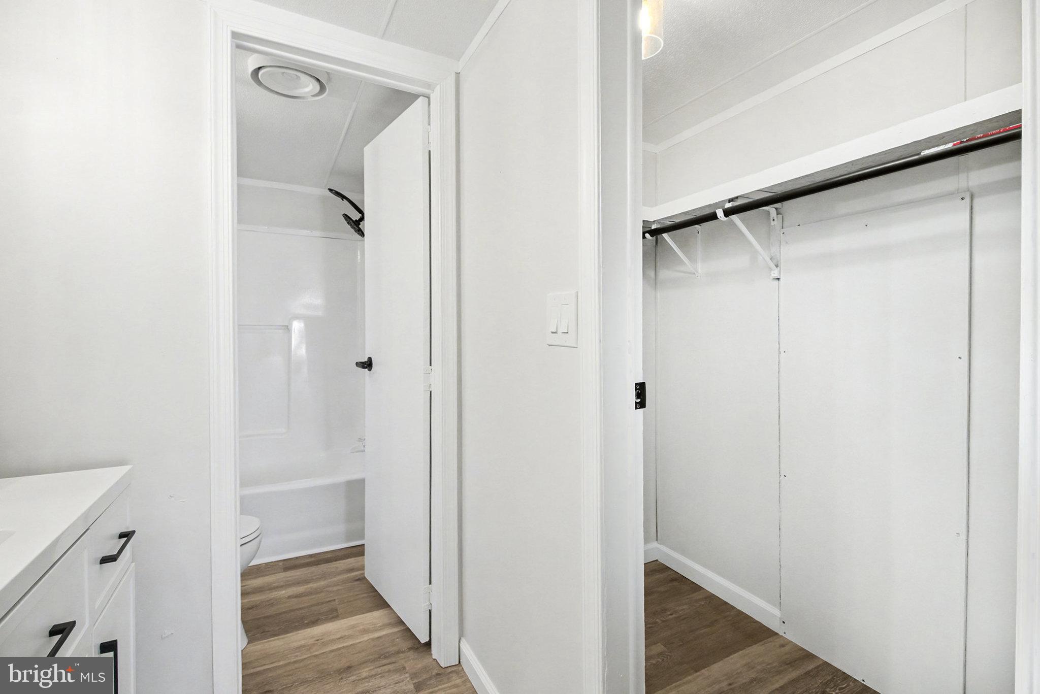 KINGSBURY - Residential