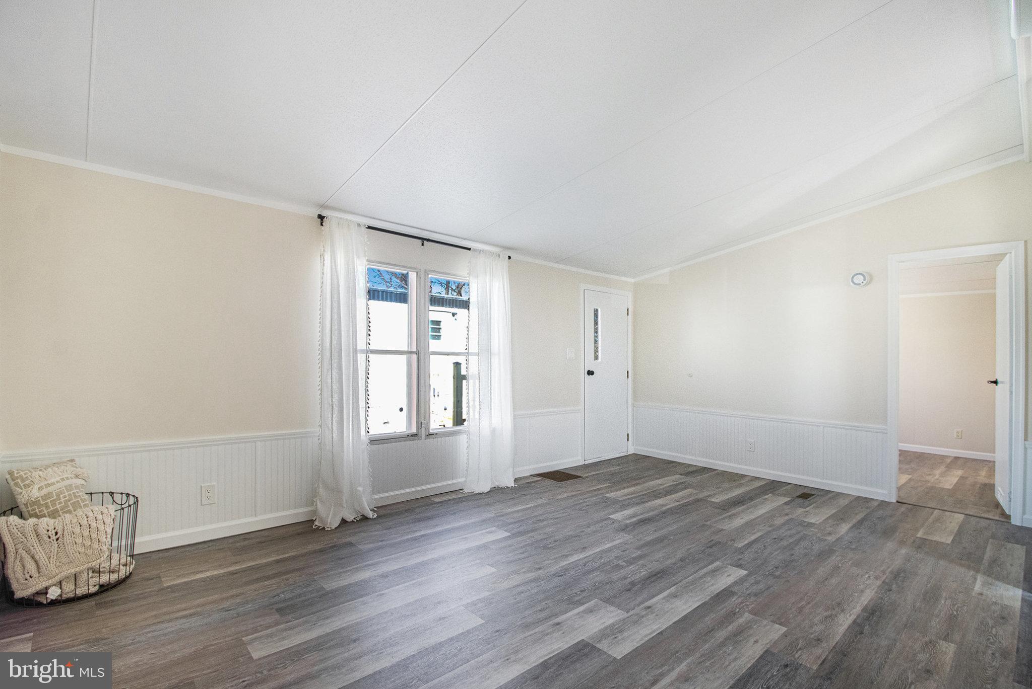 KINGSBURY - Residential