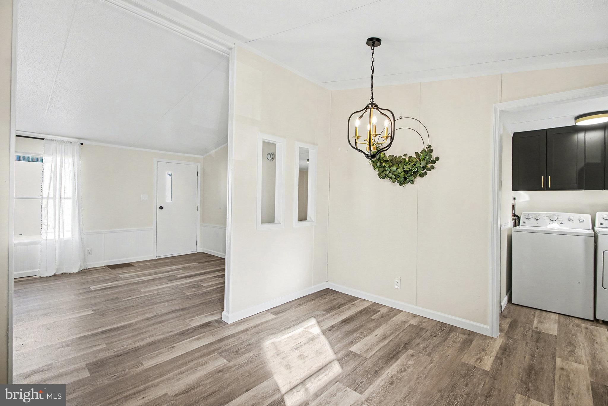 KINGSBURY - Residential