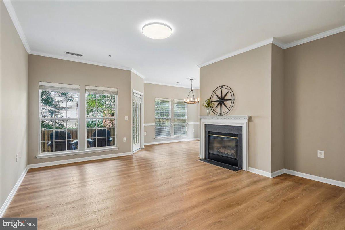 4142 FOUNTAINSIDE LANE E102