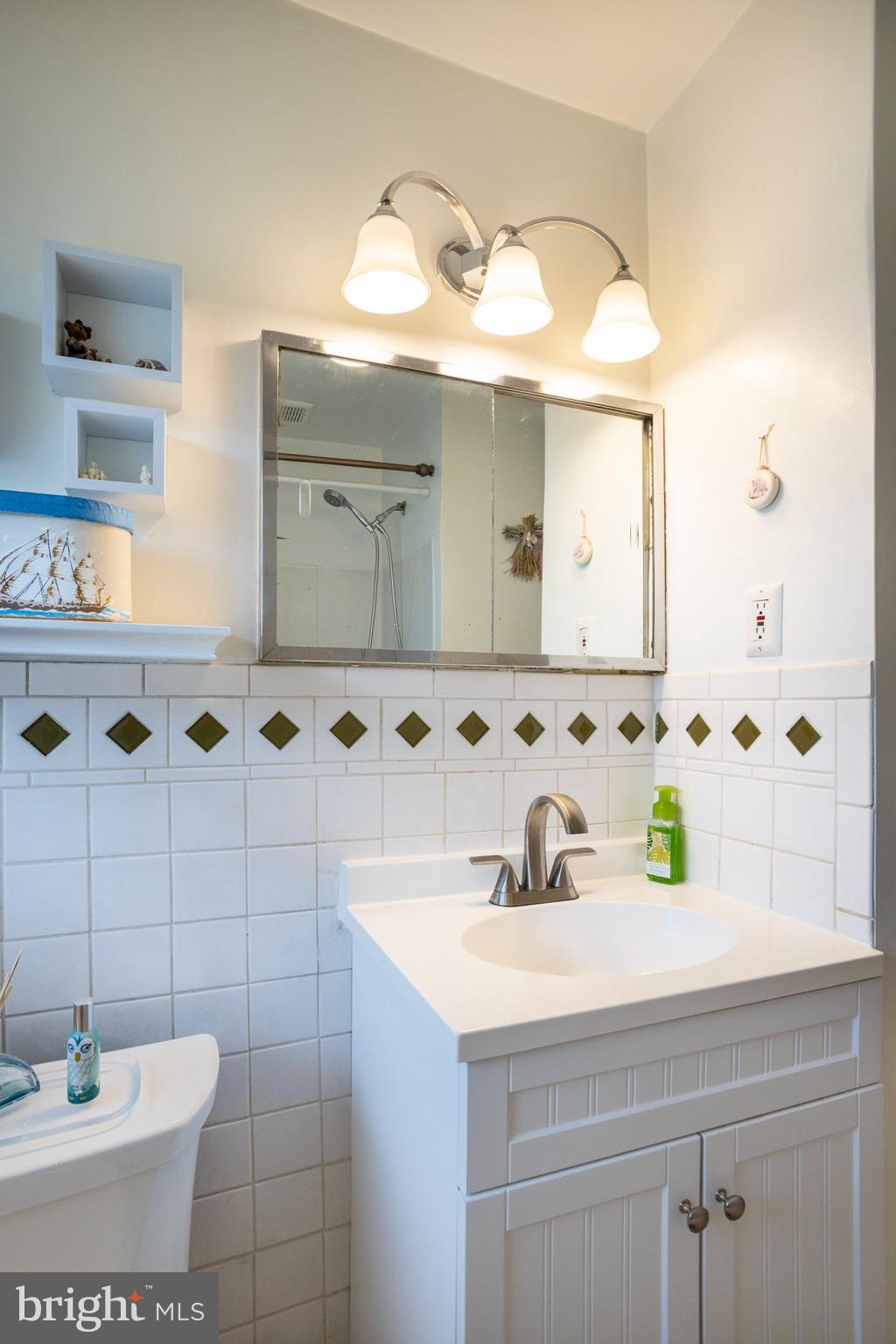 NOTTINGHAM VIL - Residential