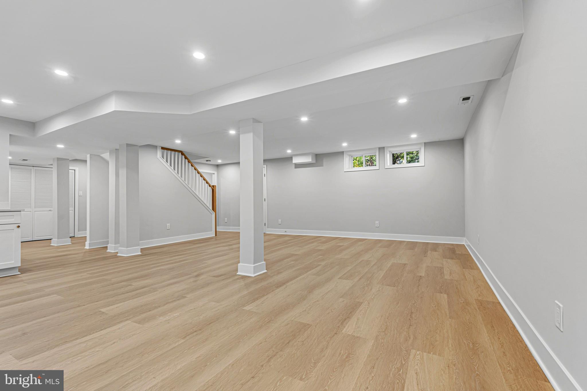 STONELEIGH - Residential
