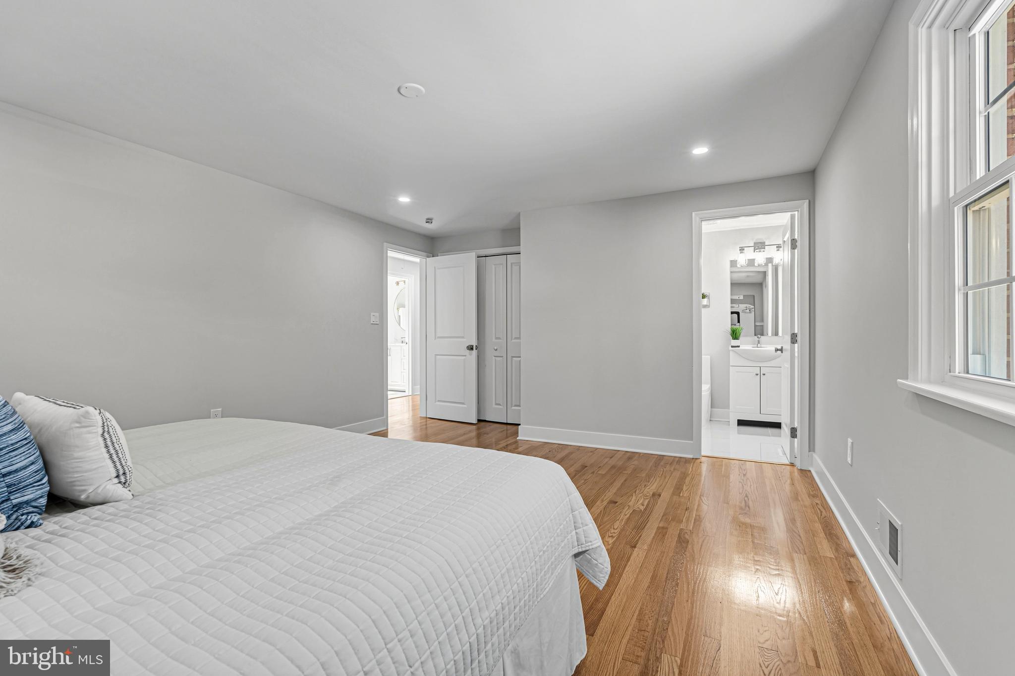 STONELEIGH - Residential