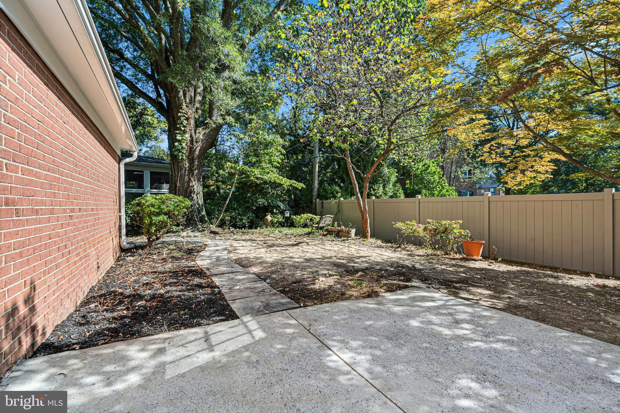 STONELEIGH - Residential