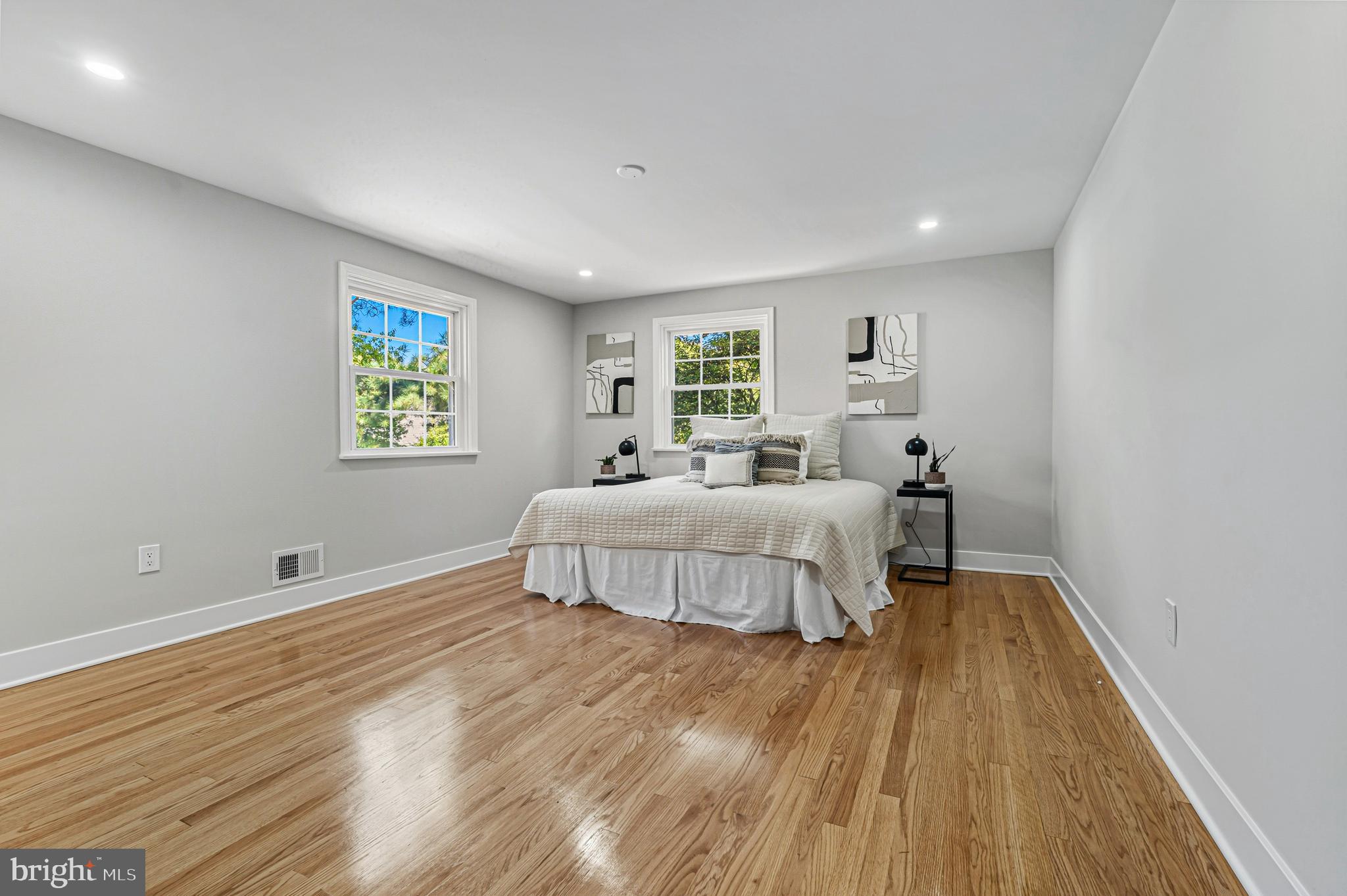 STONELEIGH - Residential
