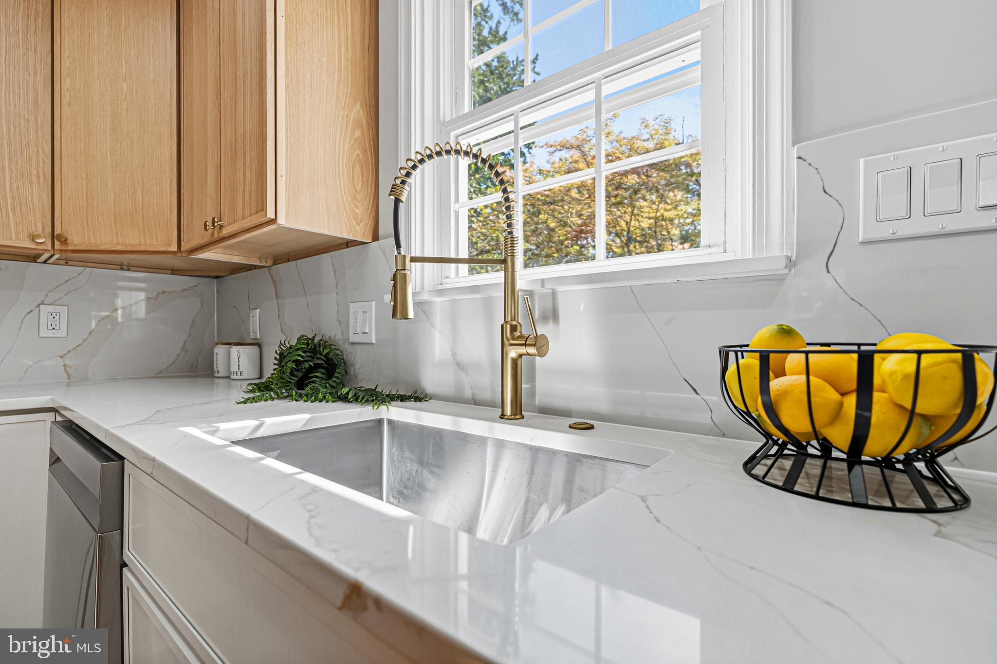 STONELEIGH - Residential