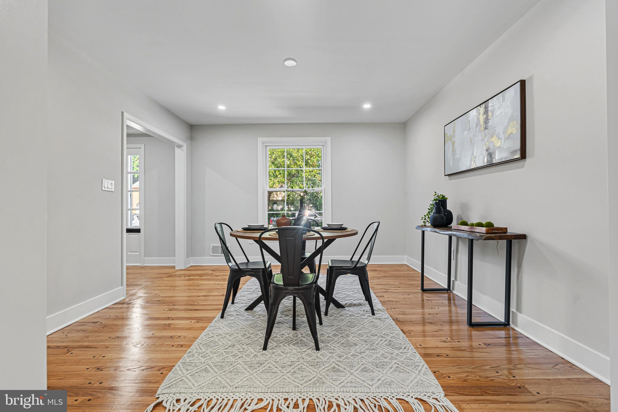 STONELEIGH - Residential