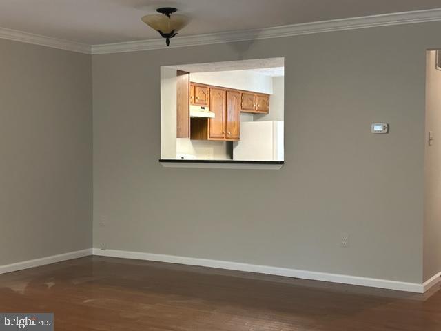 8562 BLACK STAR CIRCLE