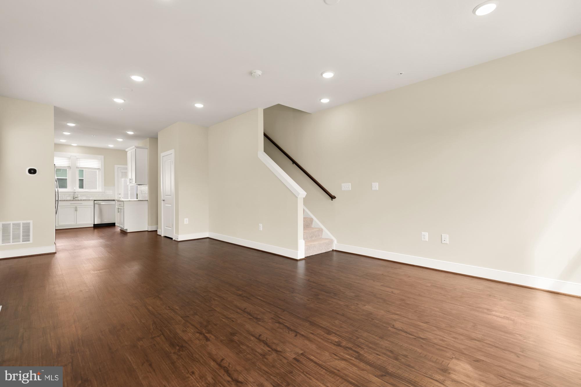 GERMANTOWN - Residential