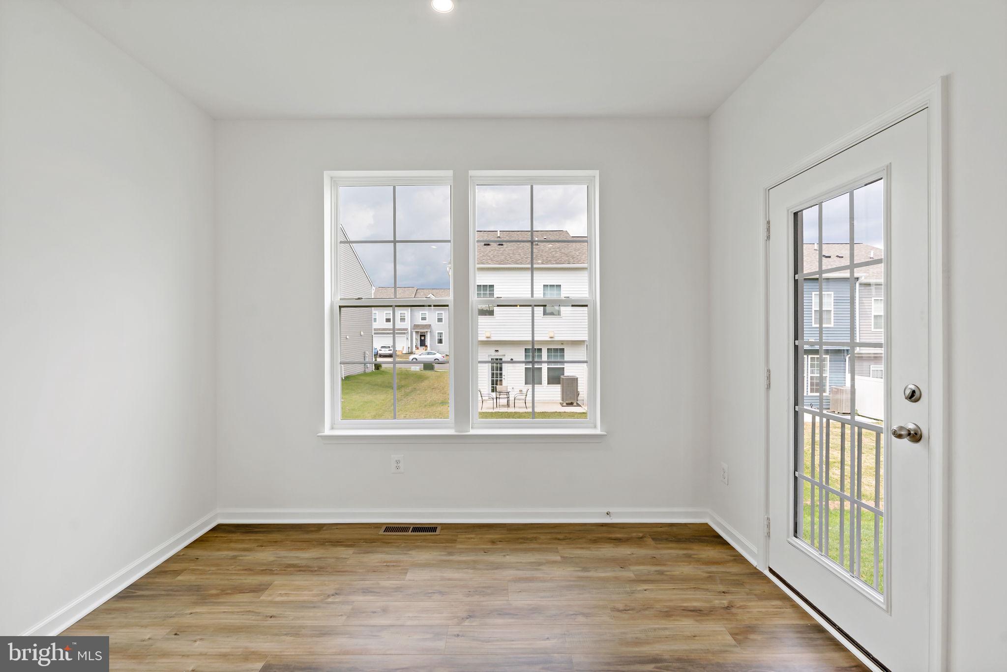 MARTINSBURG STATION - Residential