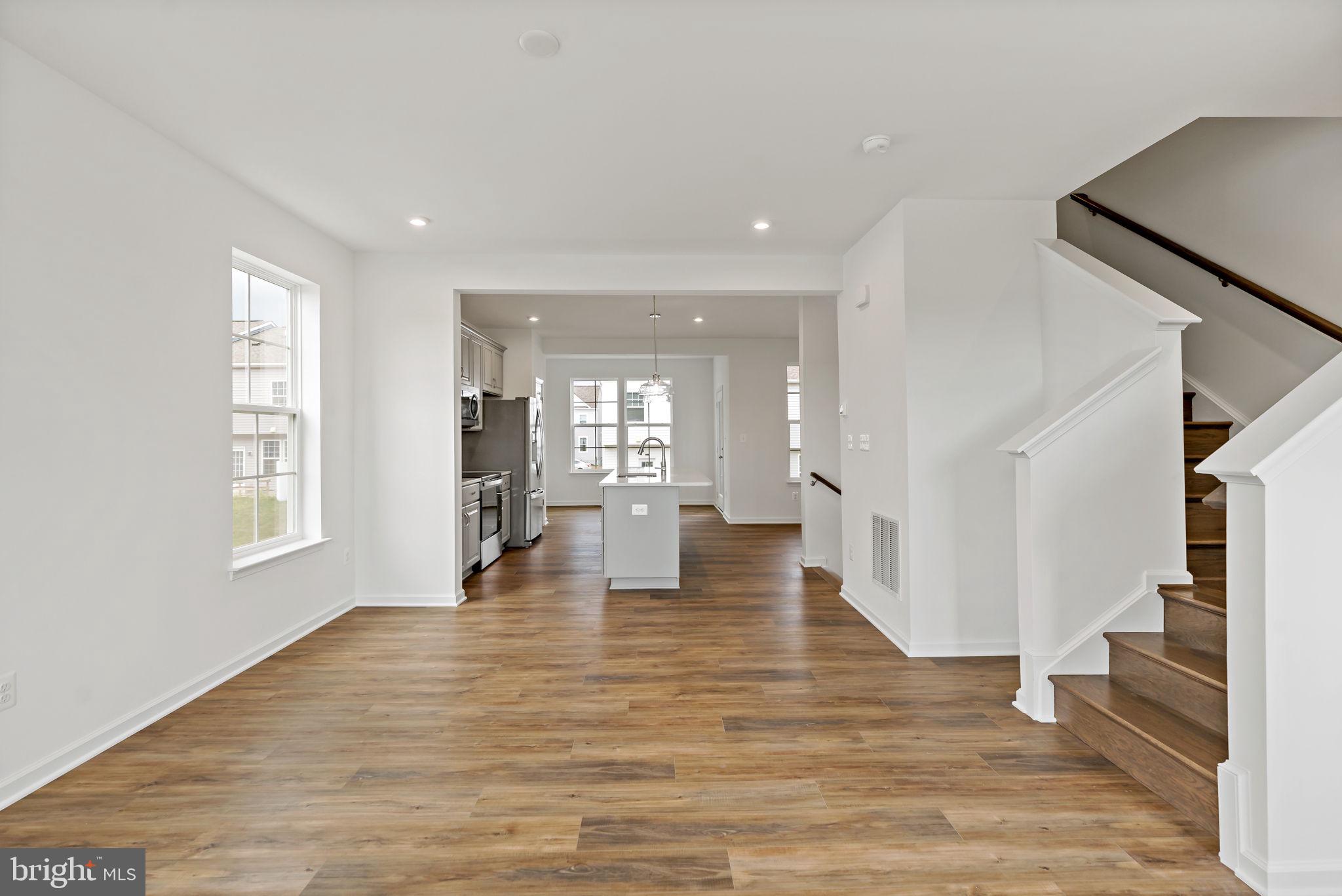 MARTINSBURG STATION - Residential