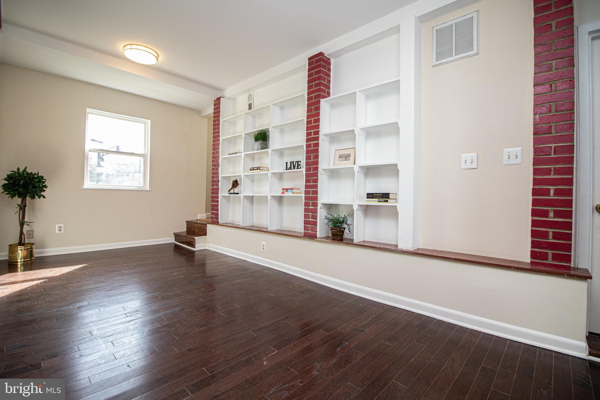 CHAPEL HILL - Residential