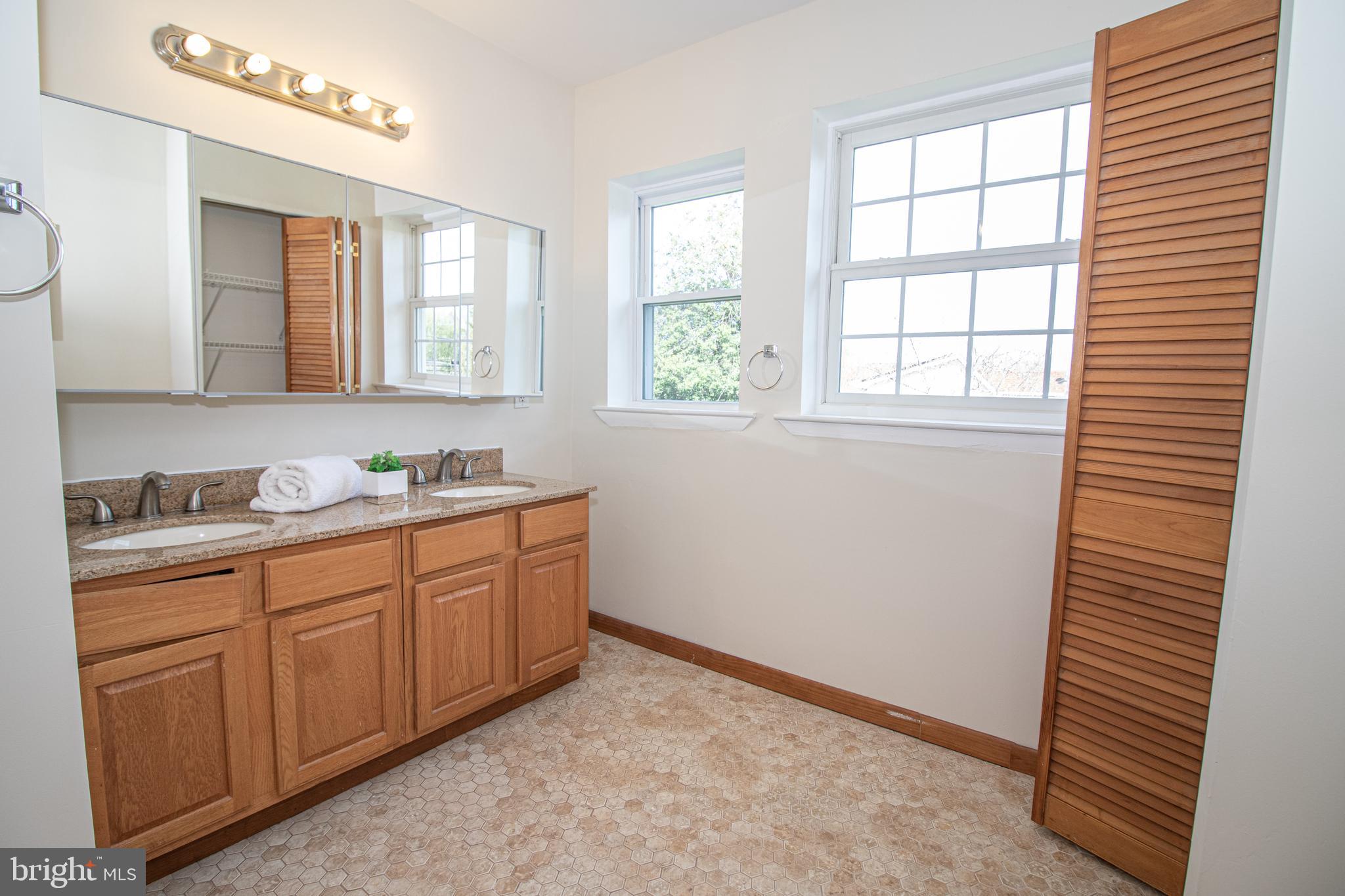 CHAPEL HILL - Residential