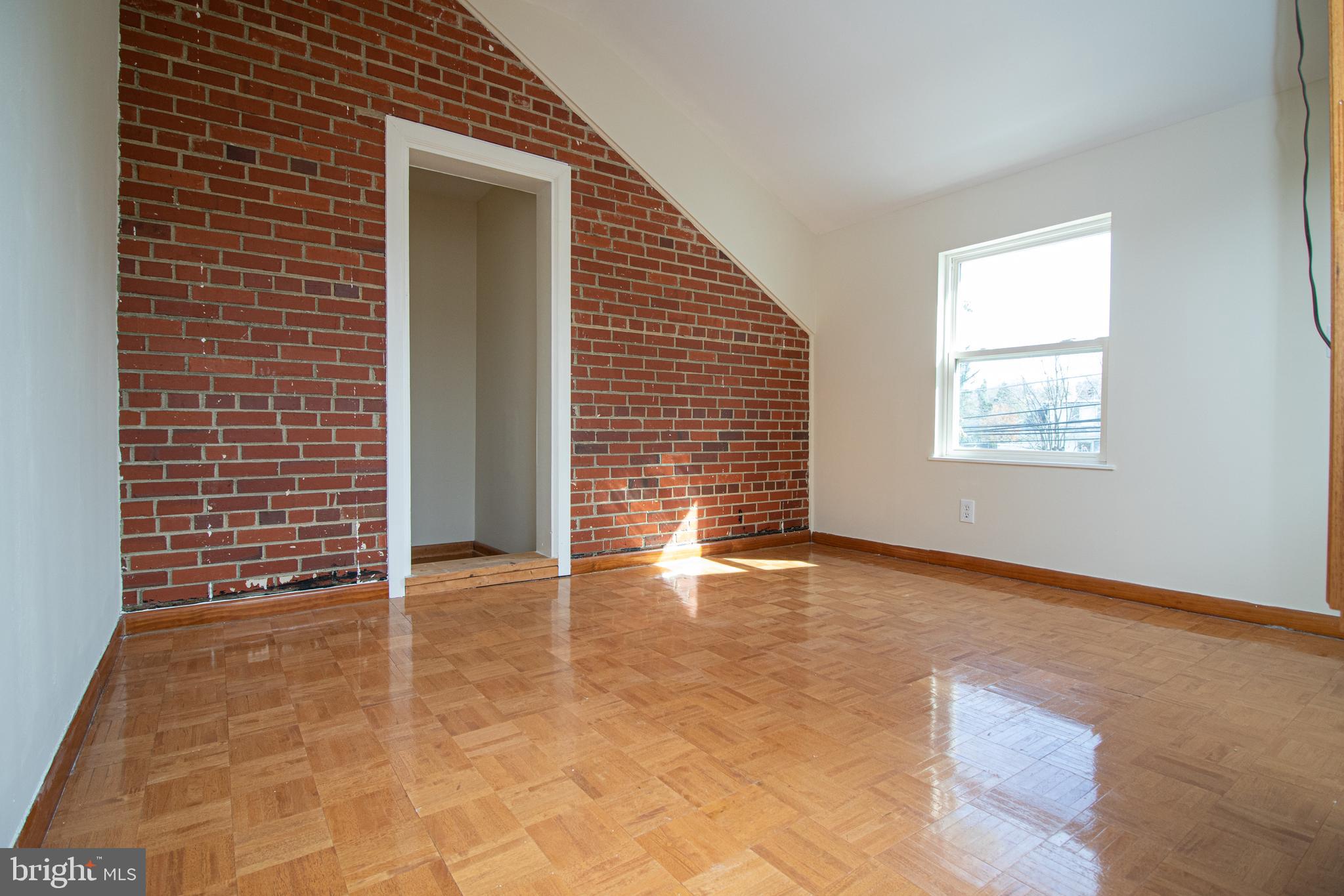 CHAPEL HILL - Residential