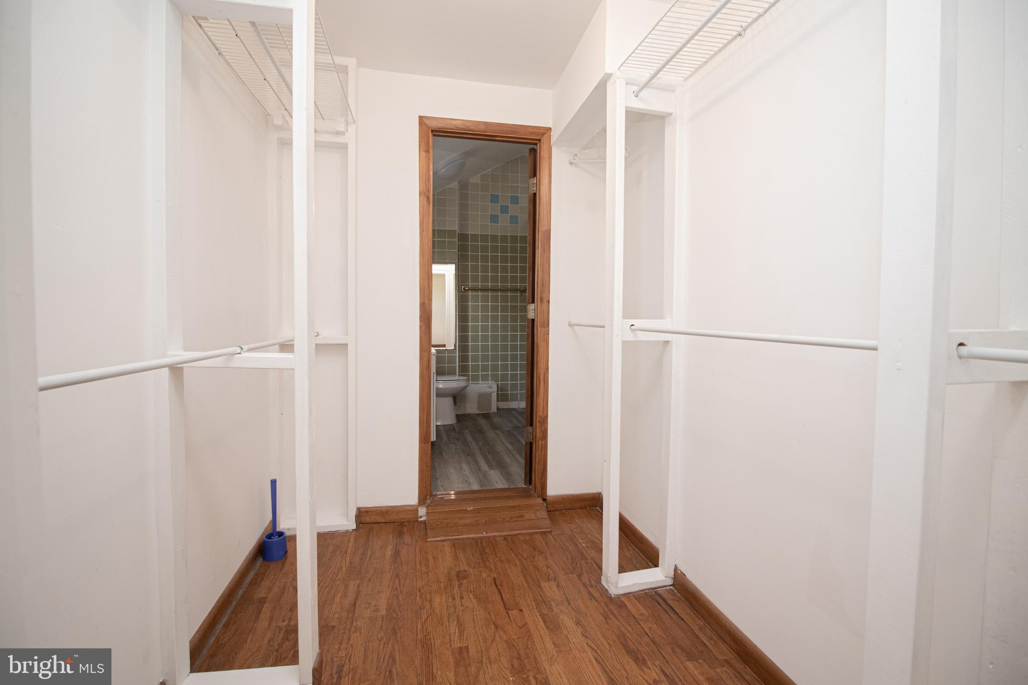 CHAPEL HILL - Residential