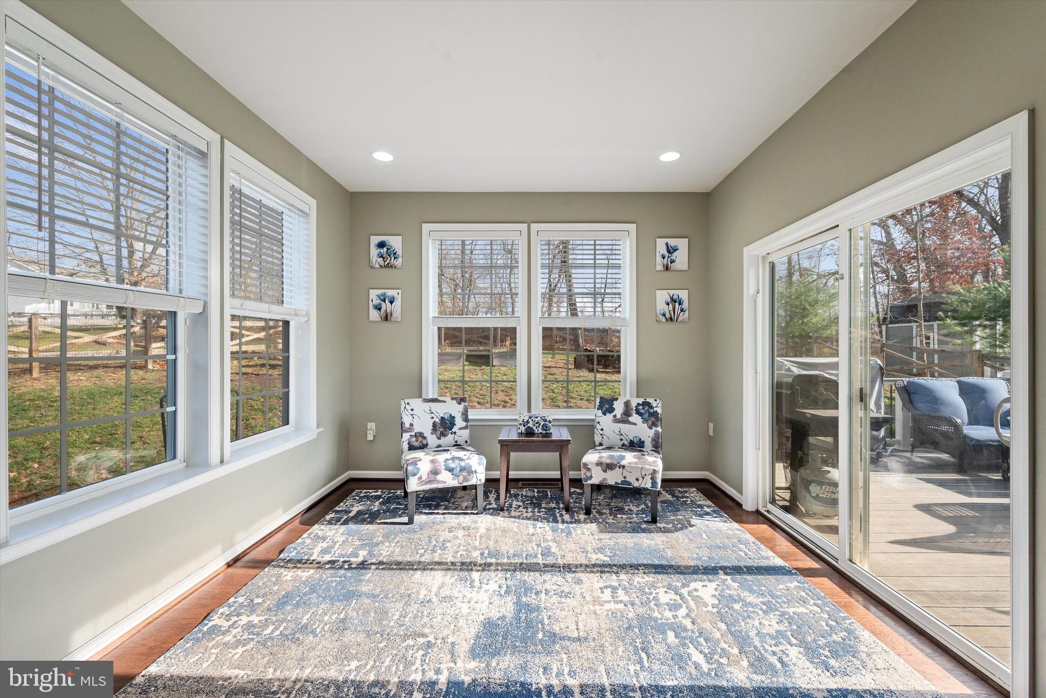 LAKE HOLIDAY ESTATES - Residential