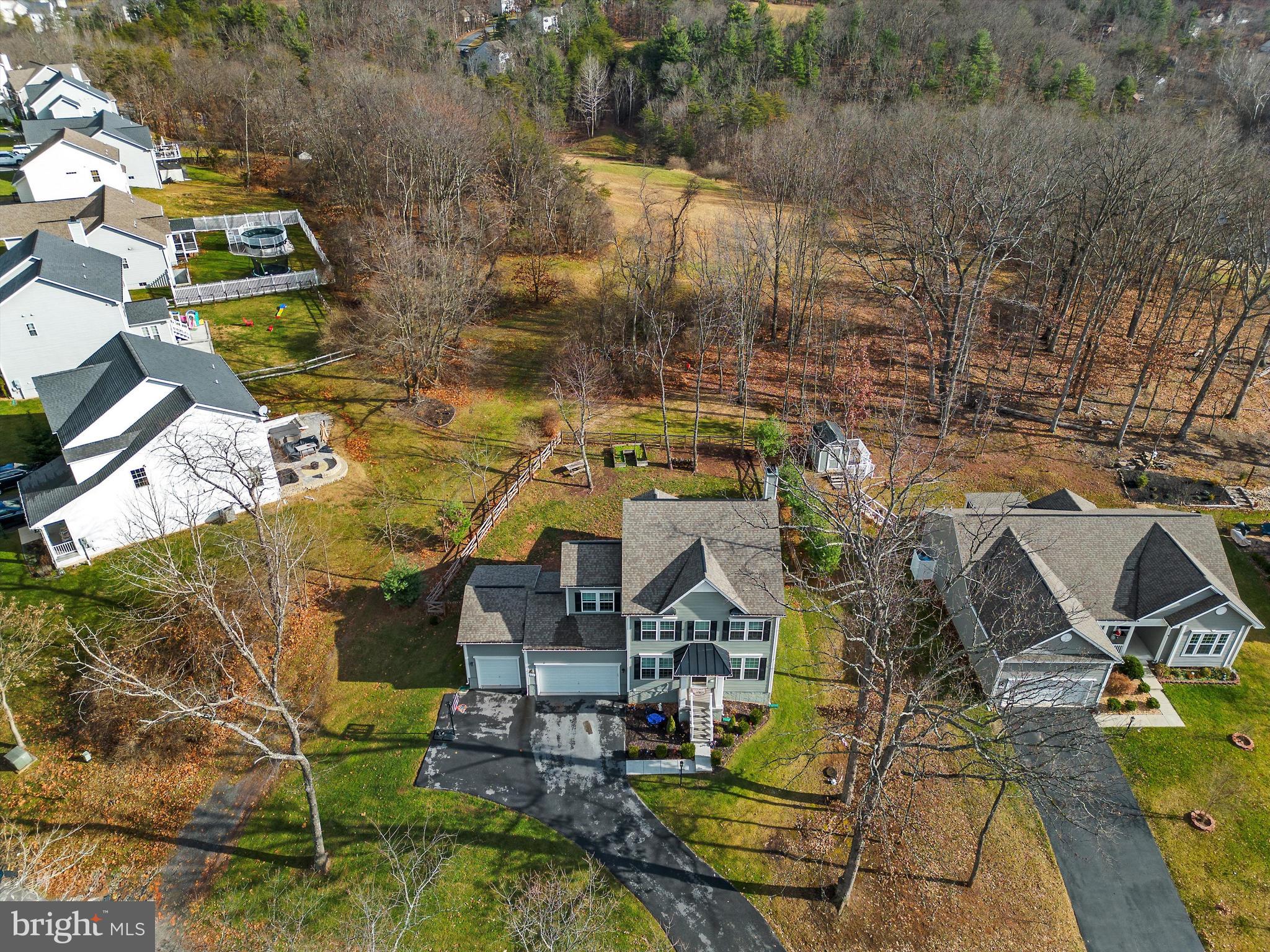 LAKE HOLIDAY ESTATES - Residential