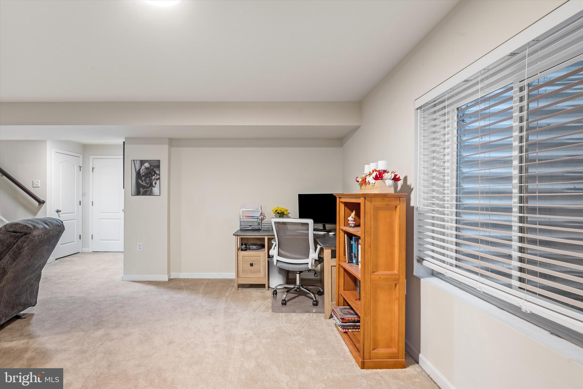 LAKE HOLIDAY ESTATES - Residential