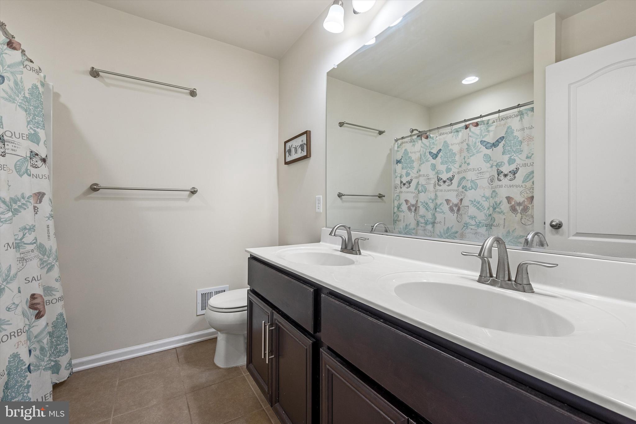 LAKE HOLIDAY ESTATES - Residential