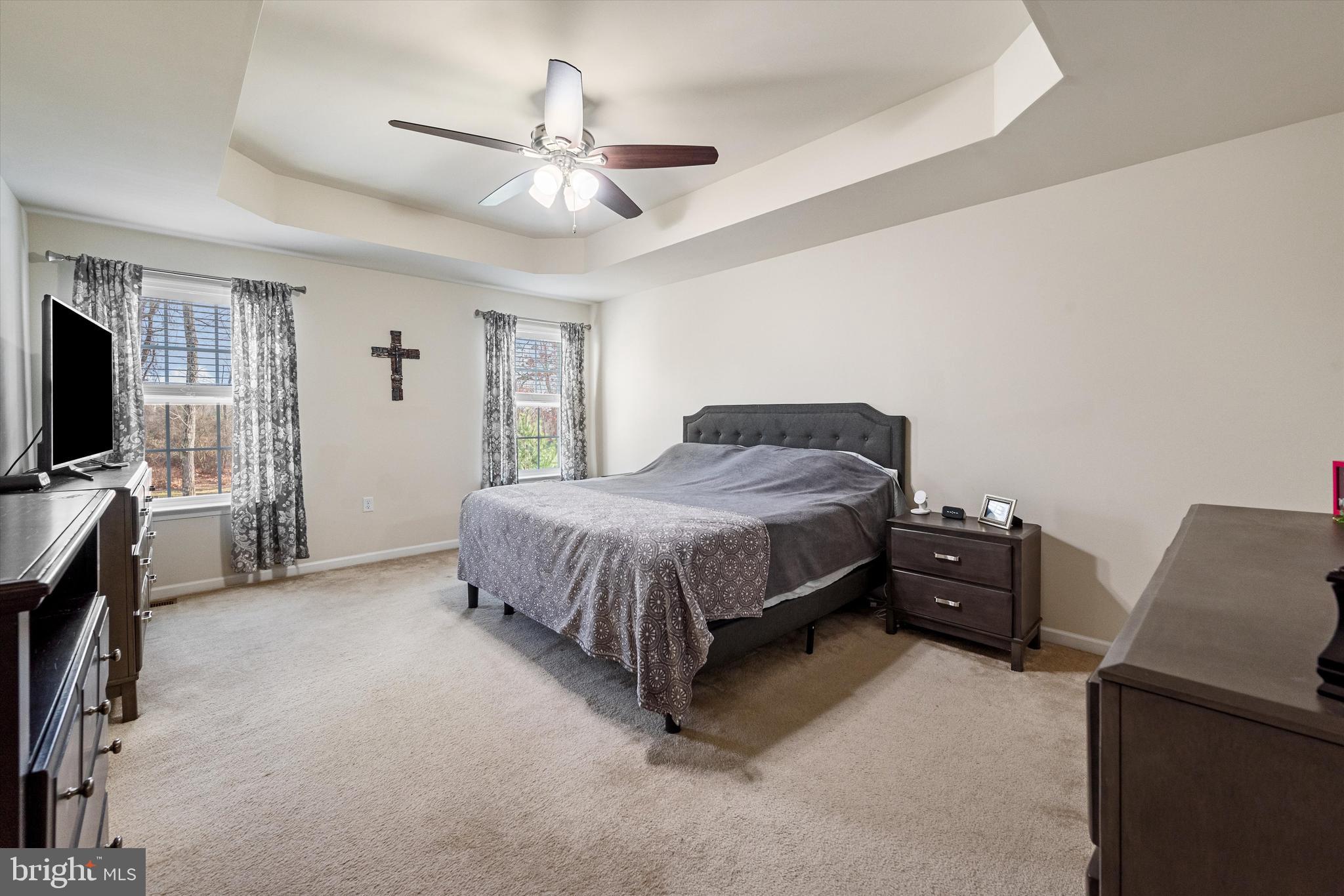 LAKE HOLIDAY ESTATES - Residential