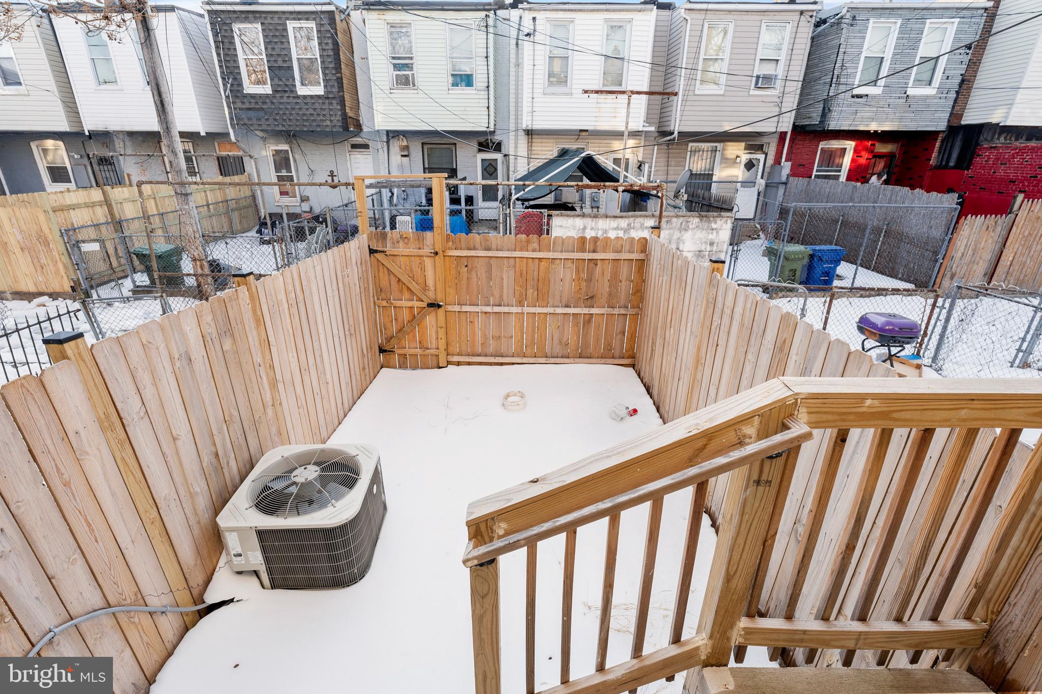 MADISON EASTEND - Residential