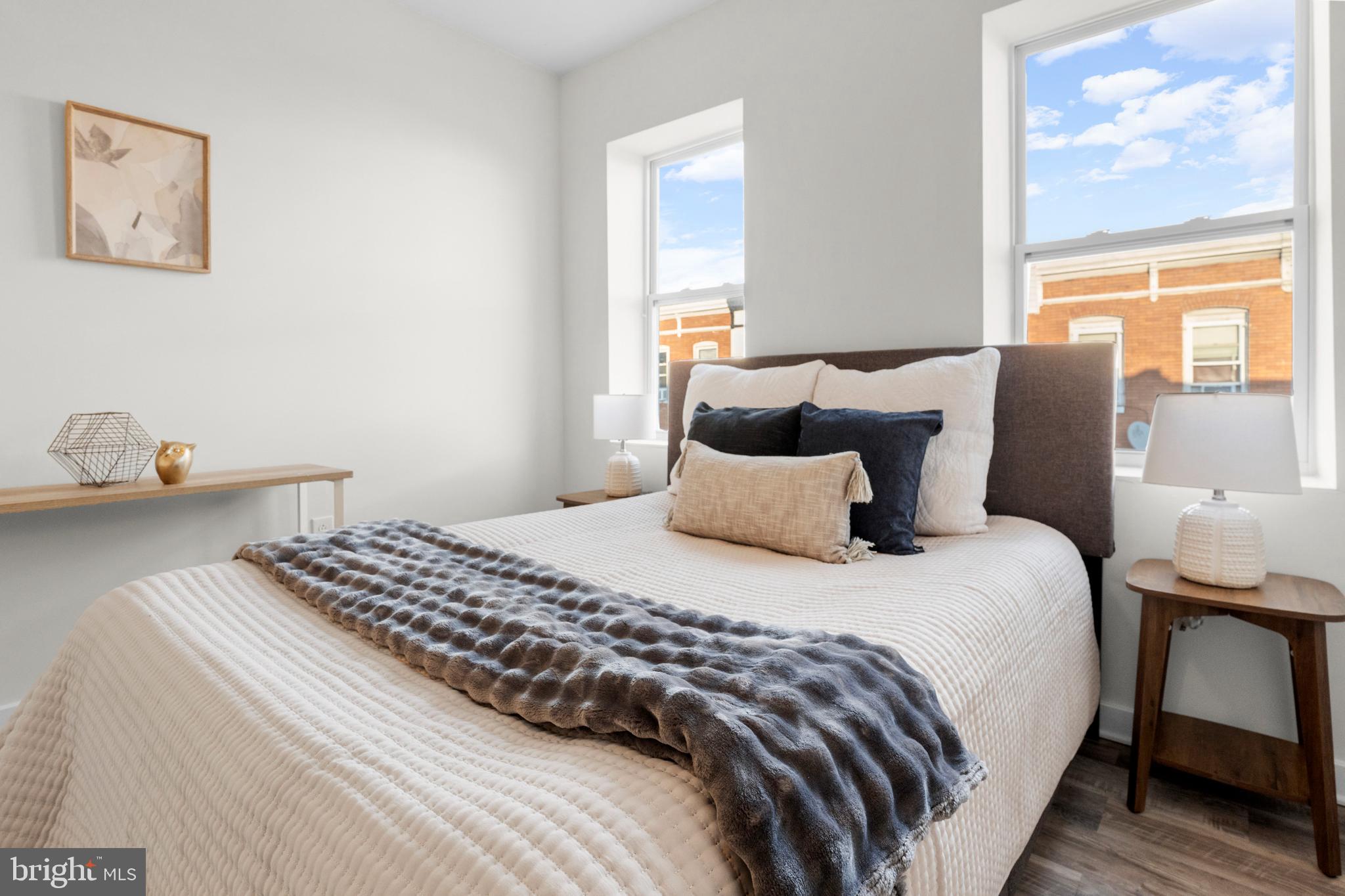 MADISON EASTEND - Residential