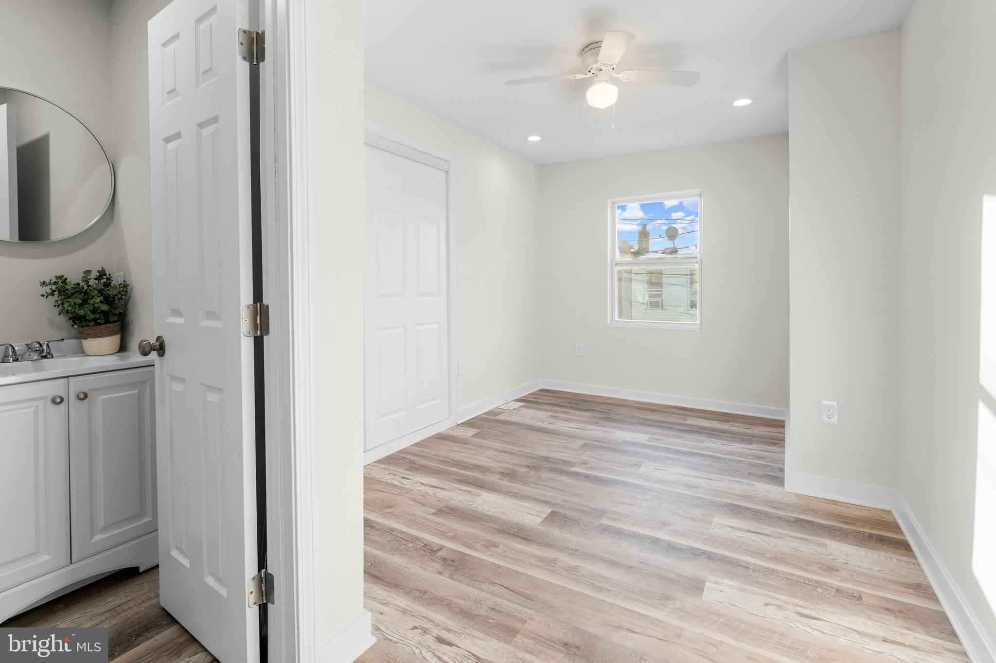 MADISON EASTEND - Residential