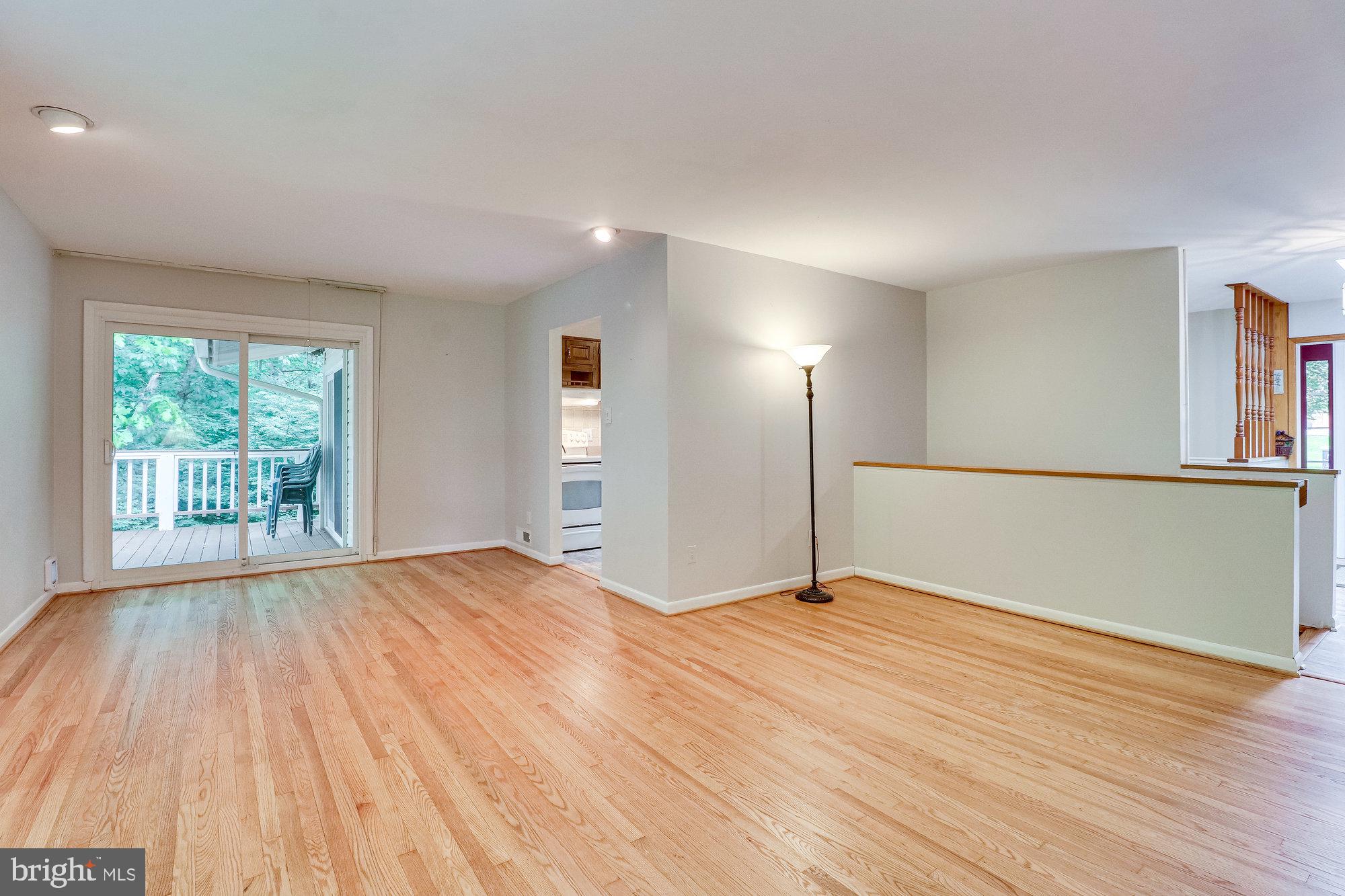 FAIRFAX VILLA - Residential