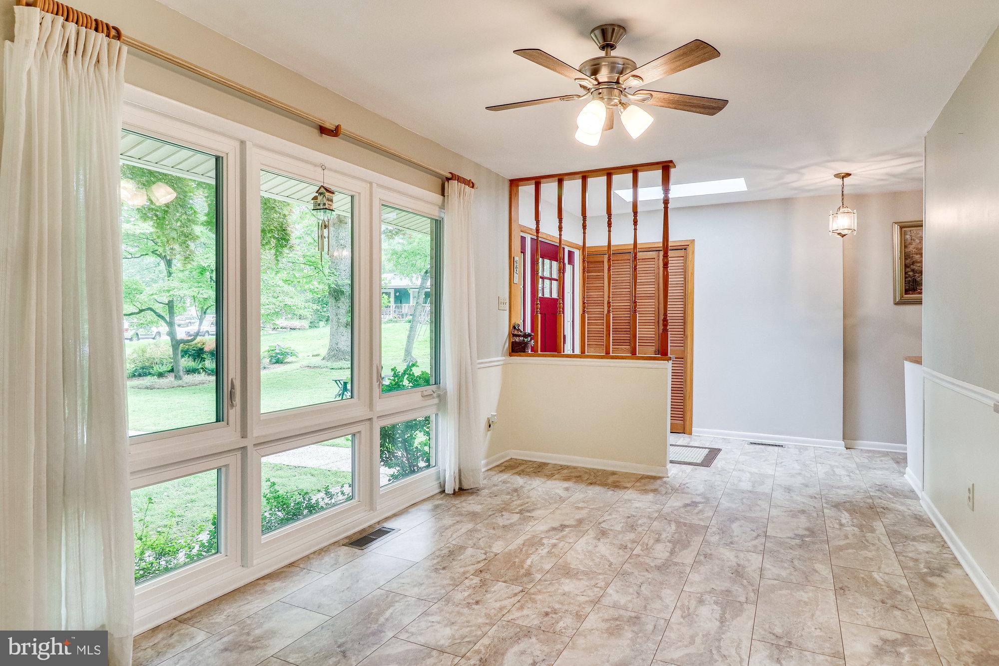 FAIRFAX VILLA - Residential