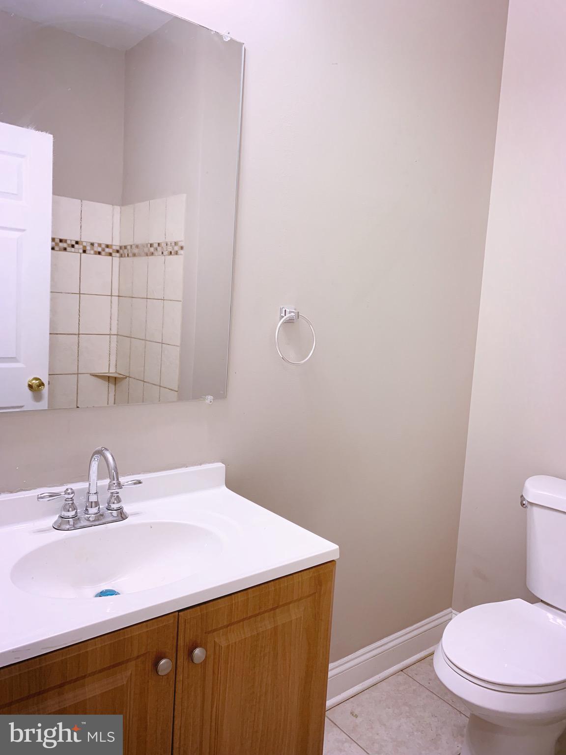 CHARLES VILLAGE - Residential Lease