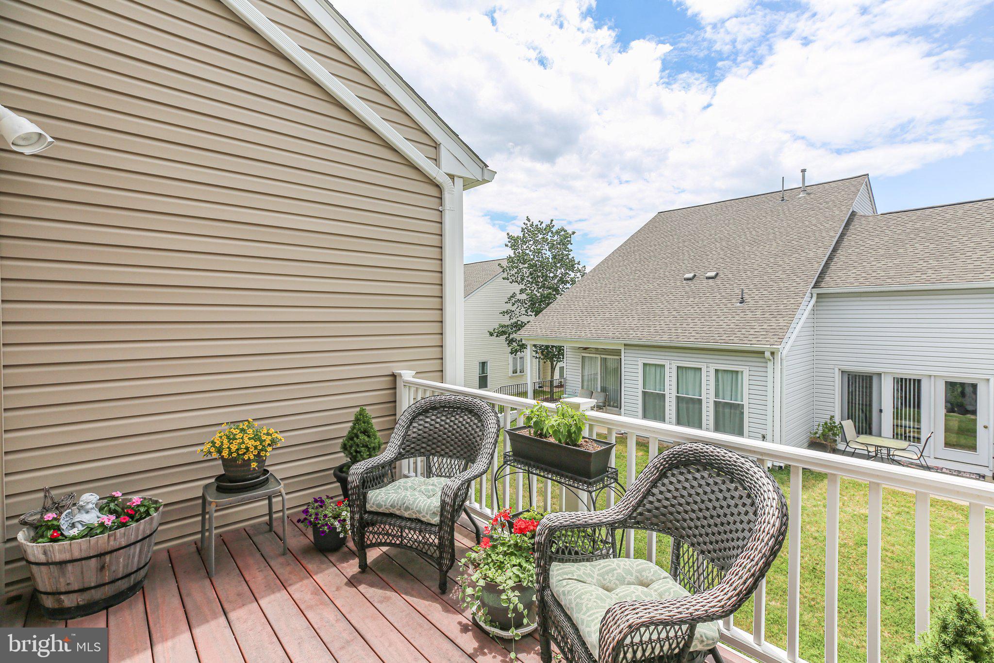 THE VILLAS AT FALLS RUN - Residential