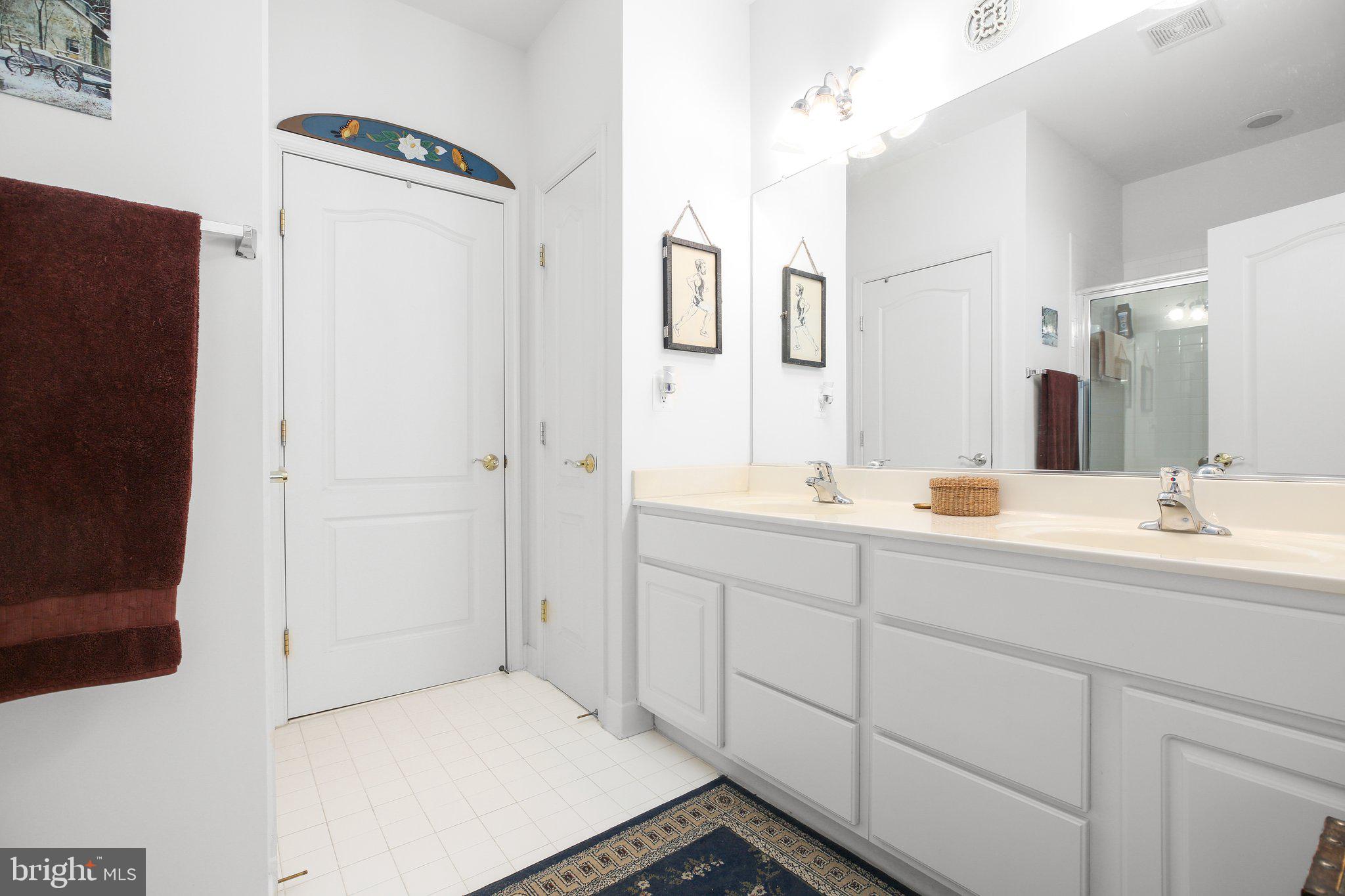 THE VILLAS AT FALLS RUN - Residential