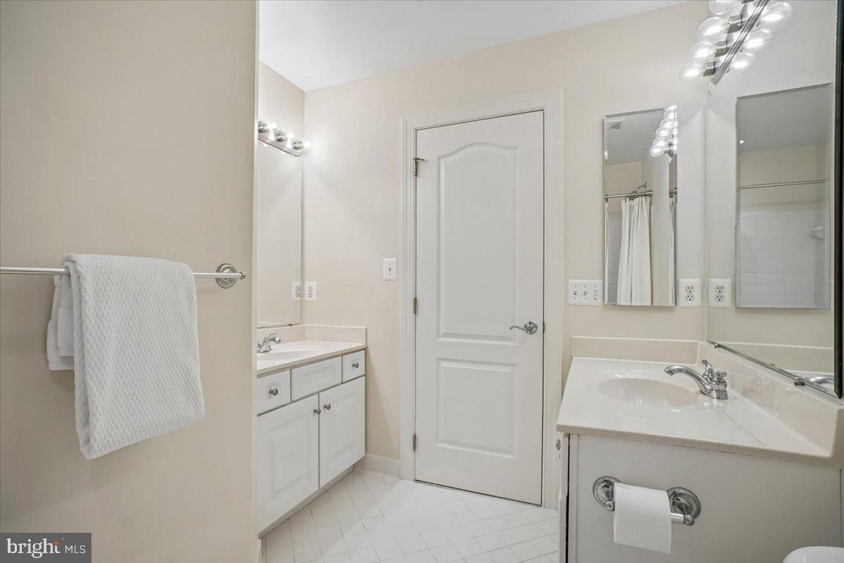 OAK HILL RESERVE - Residential