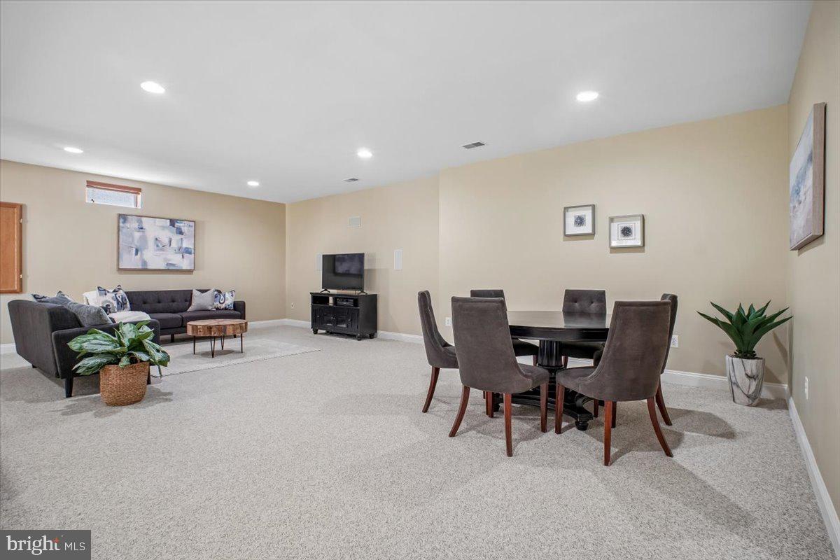 OAK HILL RESERVE - Residential