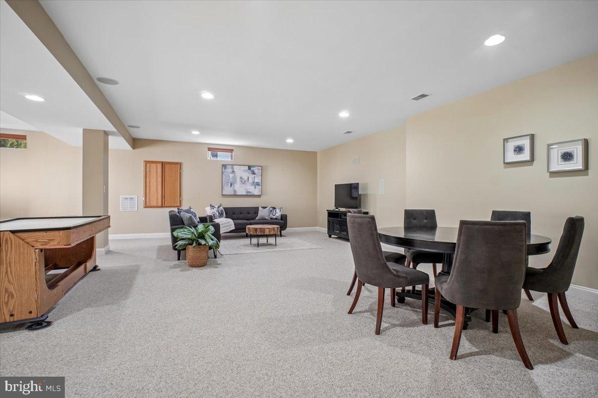 OAK HILL RESERVE - Residential