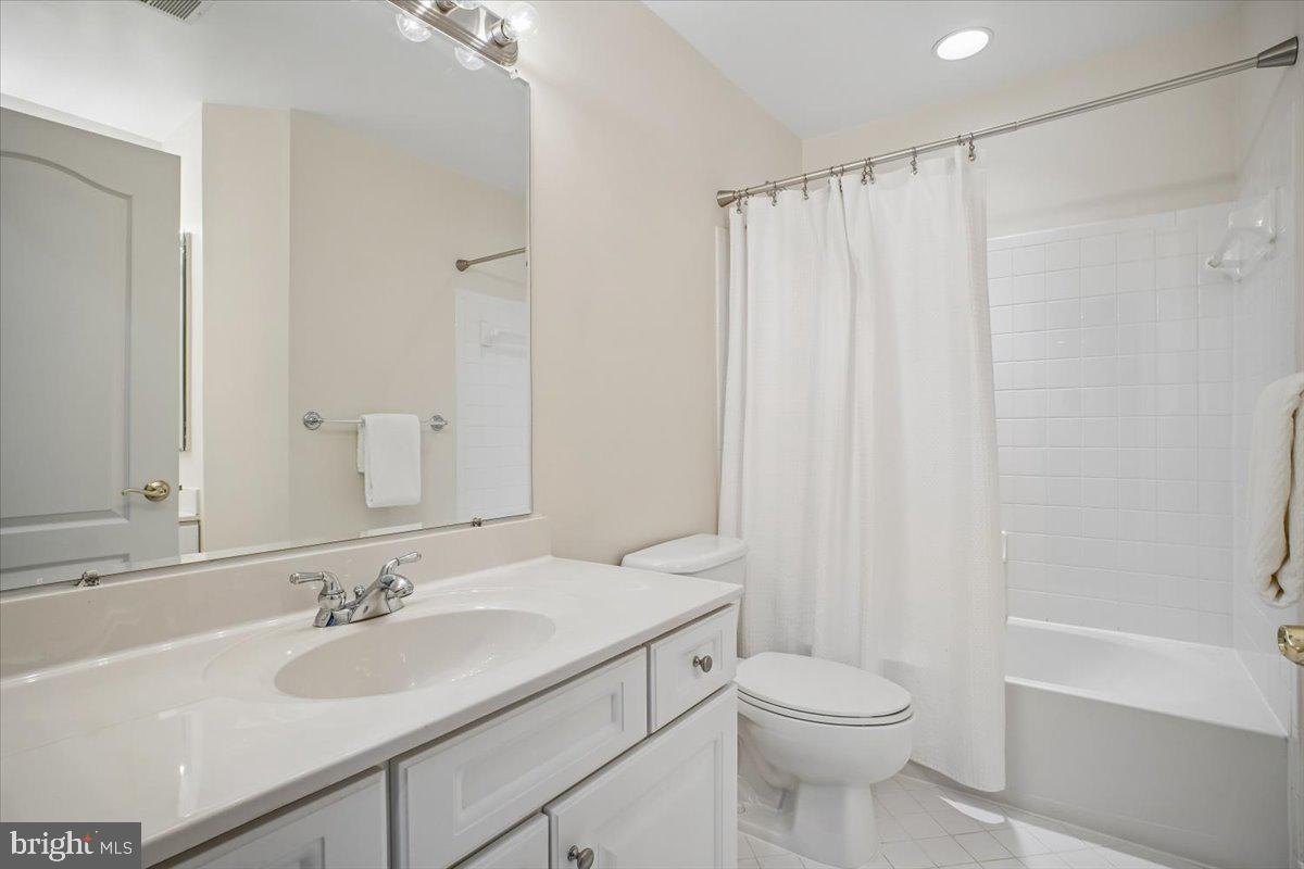 OAK HILL RESERVE - Residential