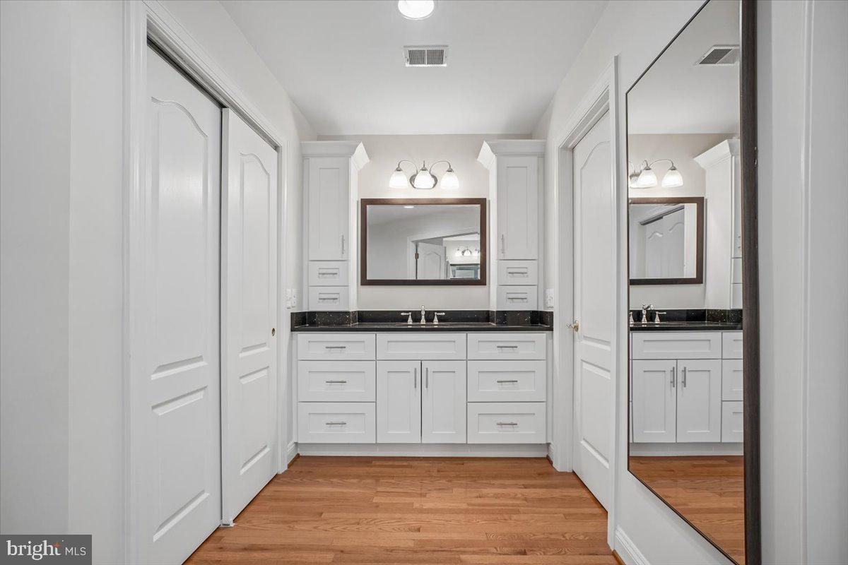 OAK HILL RESERVE - Residential