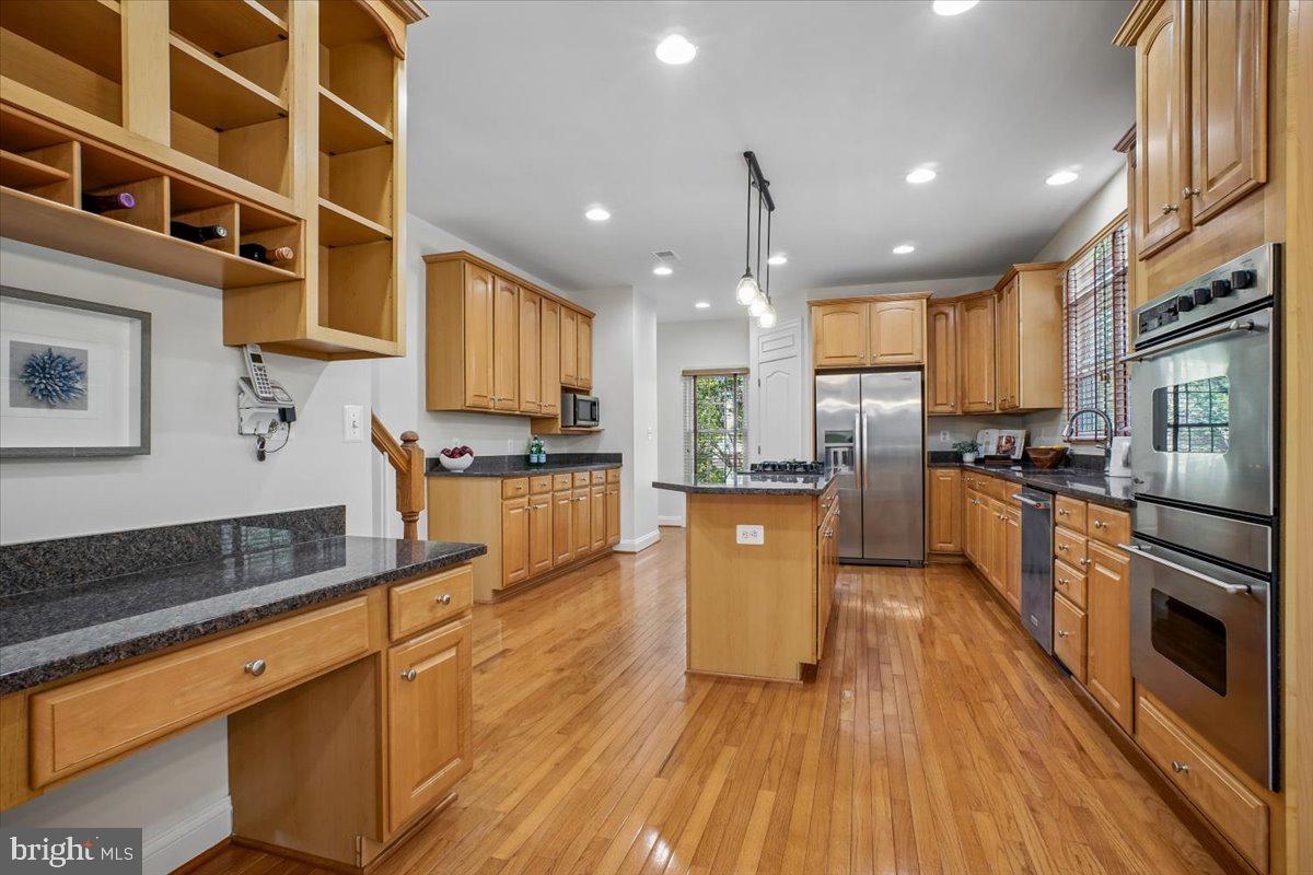 OAK HILL RESERVE - Residential